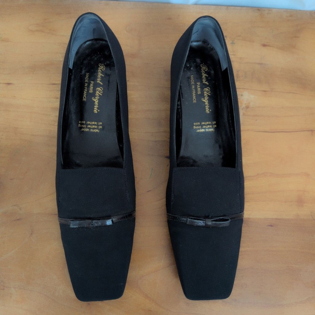 Robert Clergerie Robert Clergerie Naturin Black French Made low heels Size 9B Size US 9 / IT 39 - 9 Thumbnail