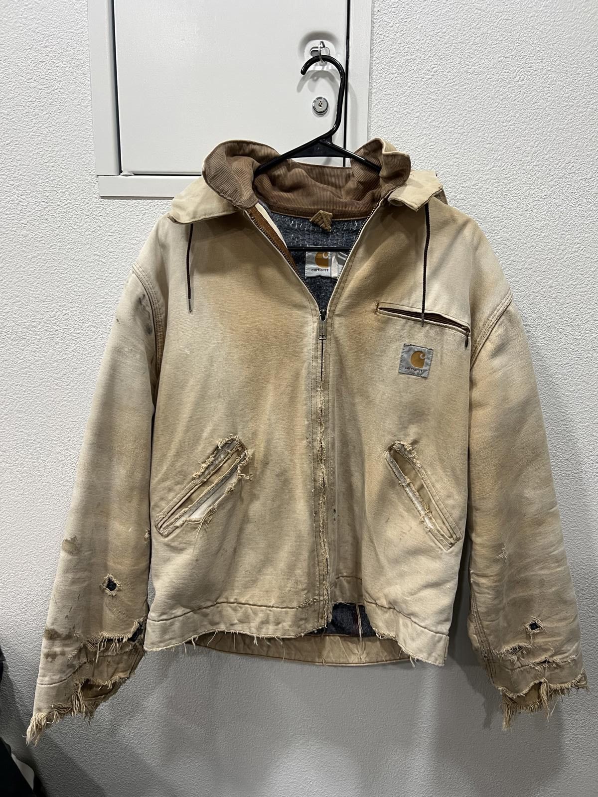 Carhartt 00s L Carhartt Biege Detroit Jacket Thrashed Size US XL / EU 56 / 4 - 1 Thumbnail