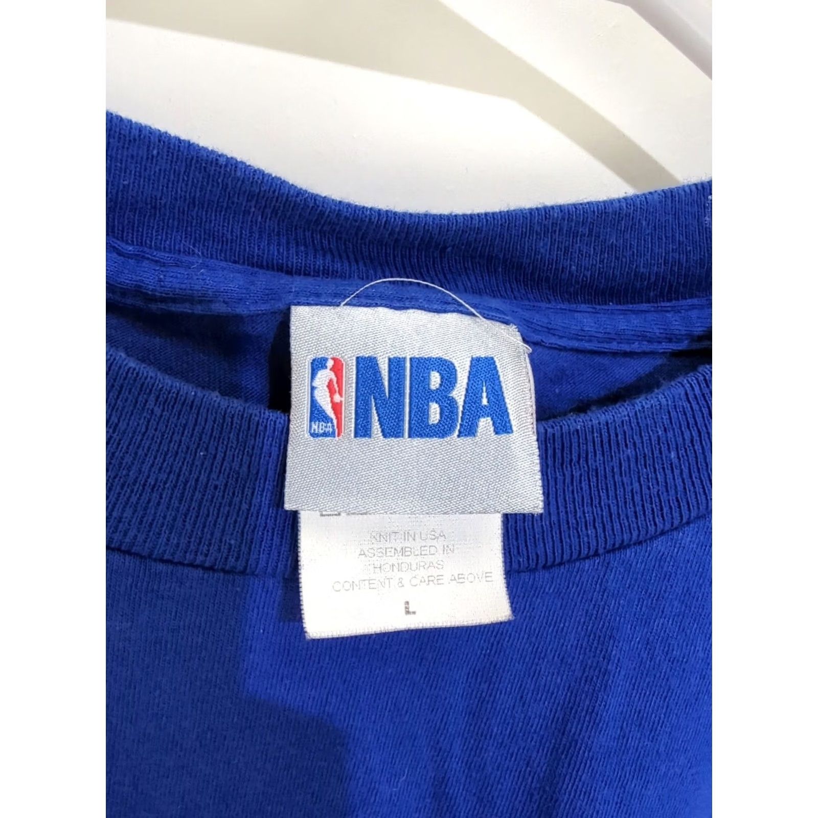 NBA VINTAGE NBA Detroit Pistons T-shirt Blue Large Mens Crew Neck Short Sleeve 90s Basketball Logo Size US L / EU 52-54 / 3 - 2 Thumbnail