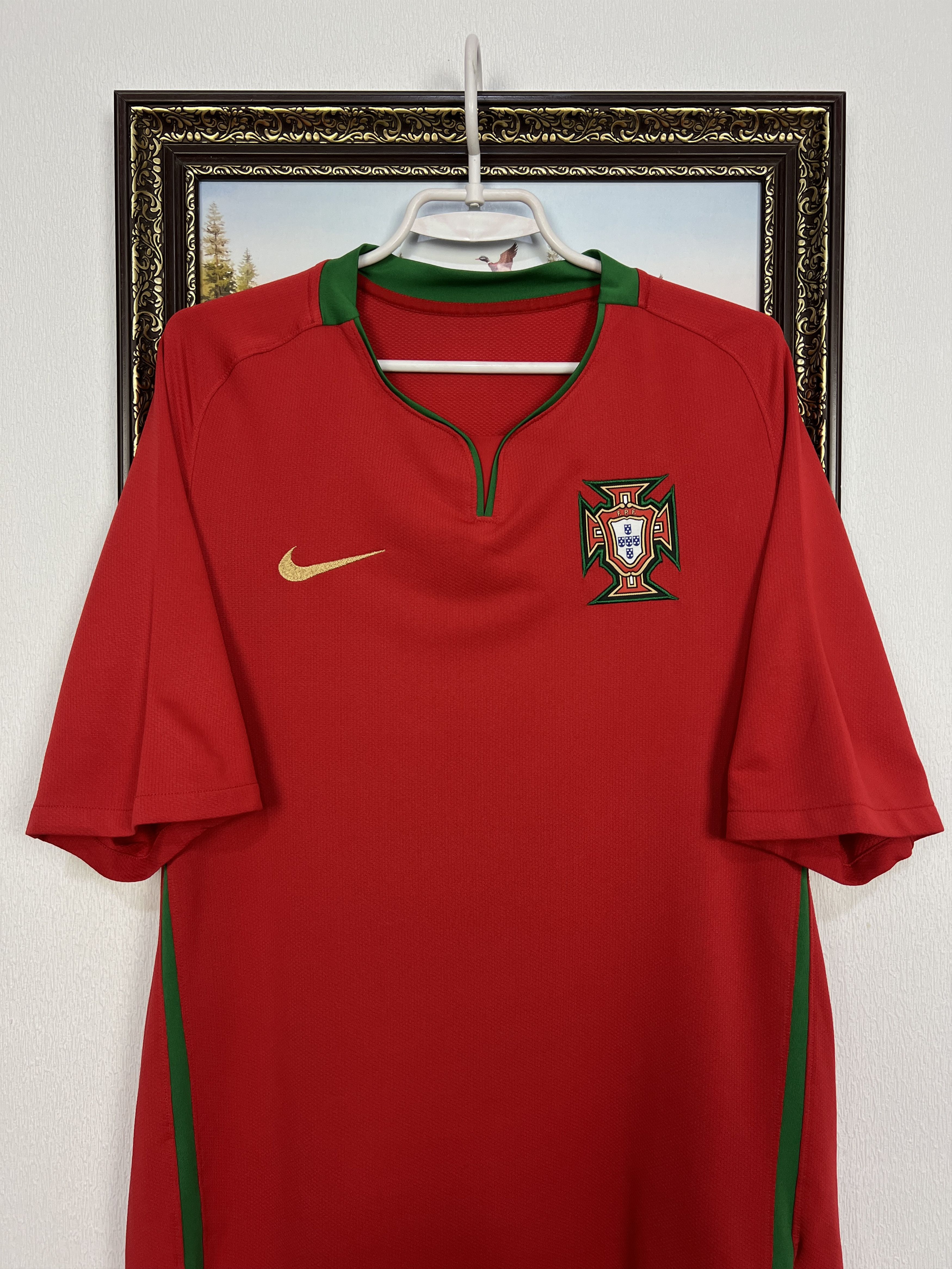 Nike Portugal Home football shirt 2008 Soccer Nike Jersey Mens Size US L / EU 52-54 / 3 - 2 Thumbnail