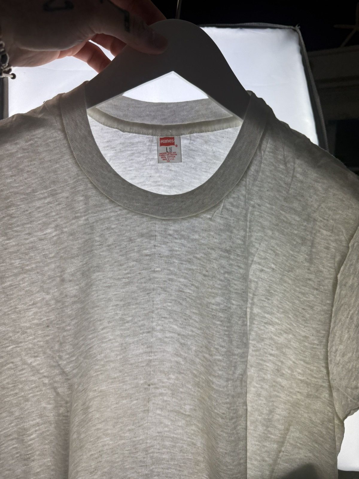 Hanes Vintage Single Stitch Large Paper Thin Hanes Tee Size US L / EU 52-54 / 3 - 1 Thumbnail