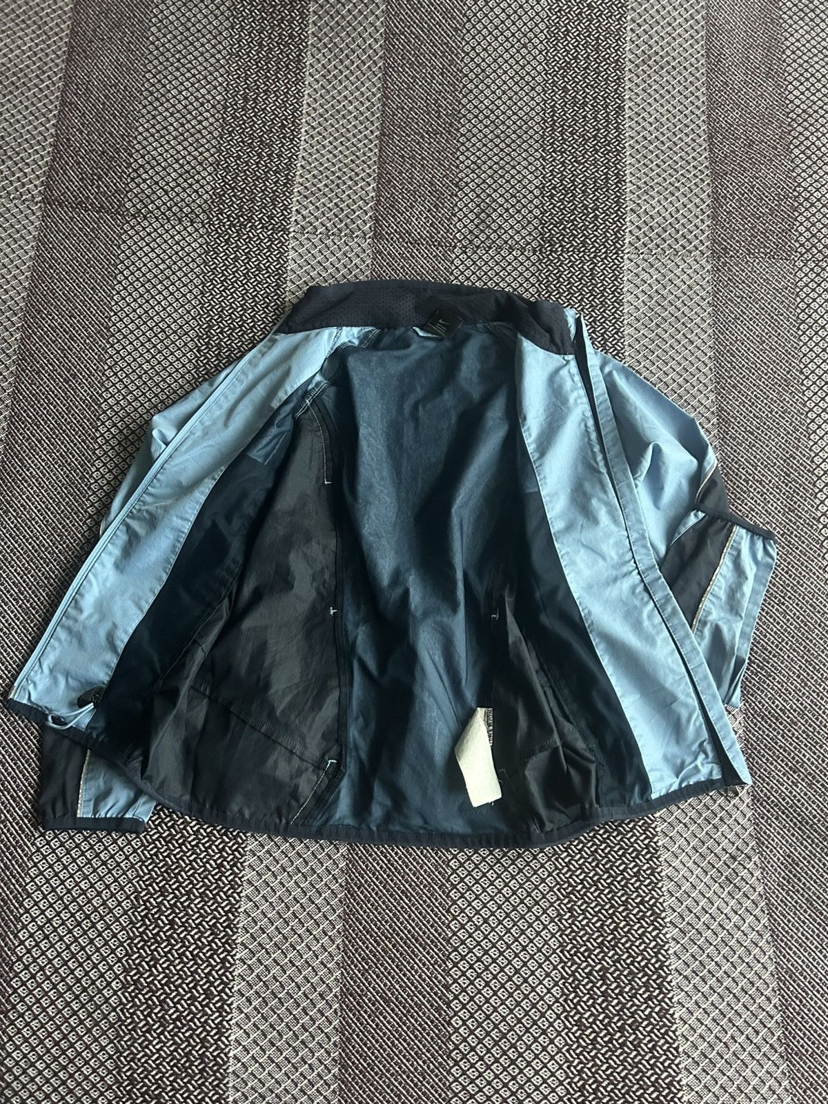 Nike Vintage Nike Clima-Fit Women Jacket Style Reflective Size S Size S / US 4 / IT 40 - 12 Thumbnail