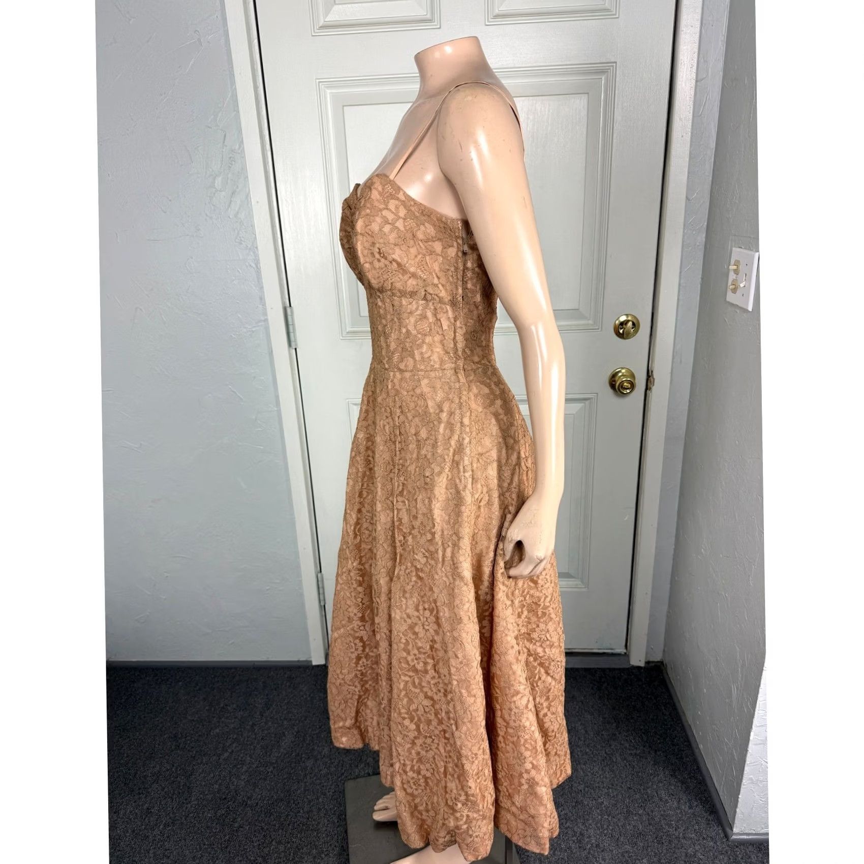 Vintage VINTAGE 50s Dress Floral Cotton Acetate Lace Ball Gown Party Midi Beige XS Women Sleeveless Z i p TO DF? Size XS / US 0-2 / IT 36-38 - 3 Thumbnail