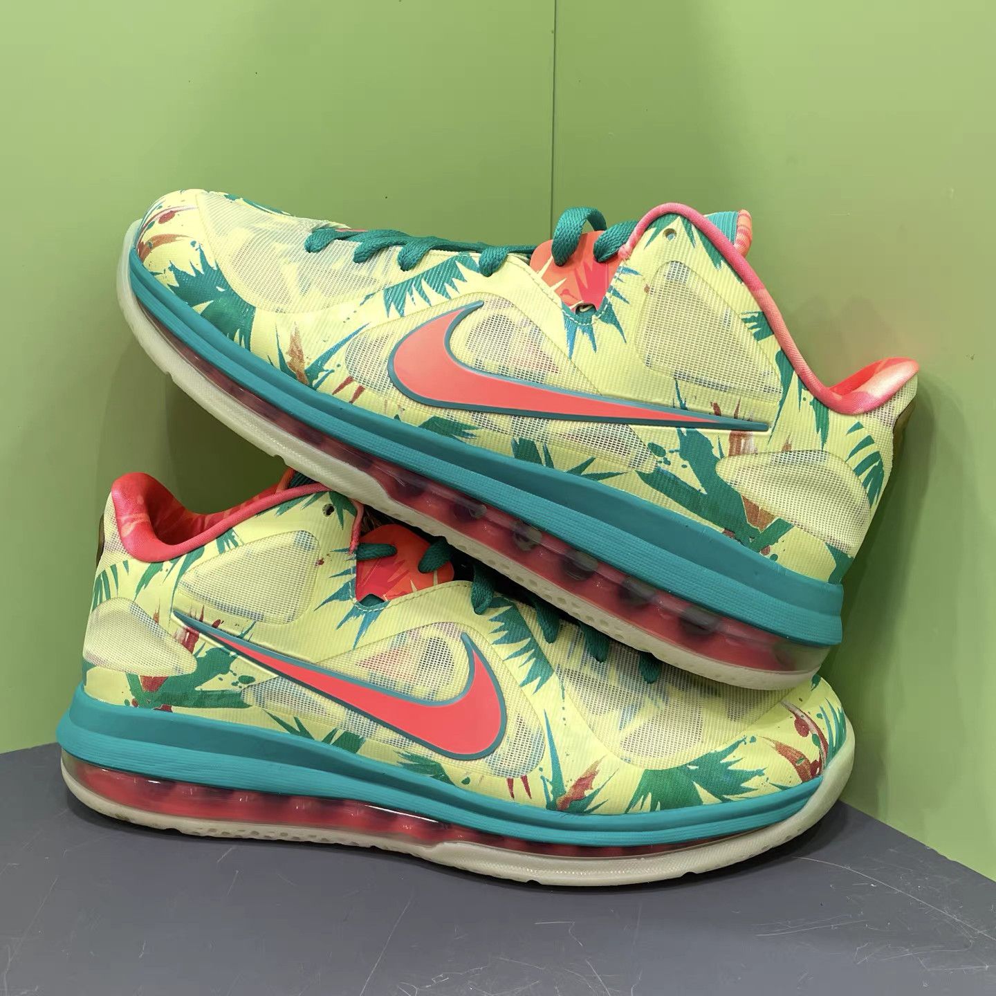 Nike Nike LeBron 9 Low "LeBronold Palmer" Basketball Shoes K15 Size US 11 / EU 44 - 4 Thumbnail