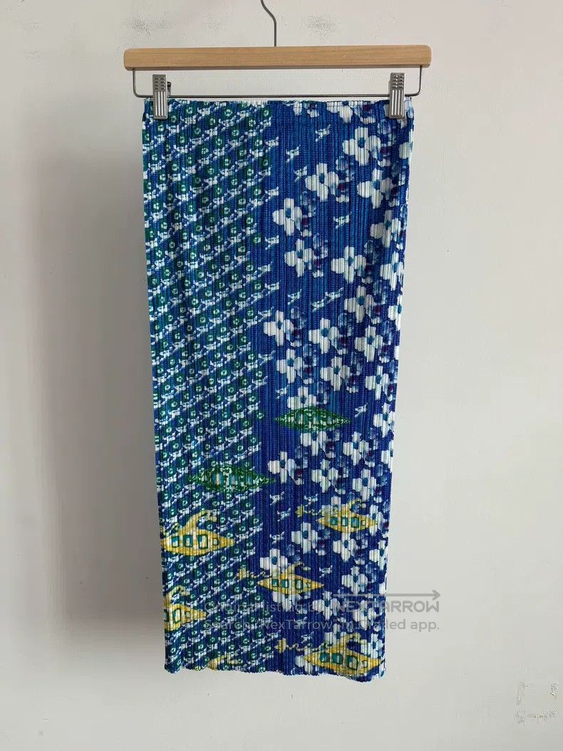 Issey Miyake Issey Miyake size:1 Blue Midi Skirt Size 22" - 2 Thumbnail