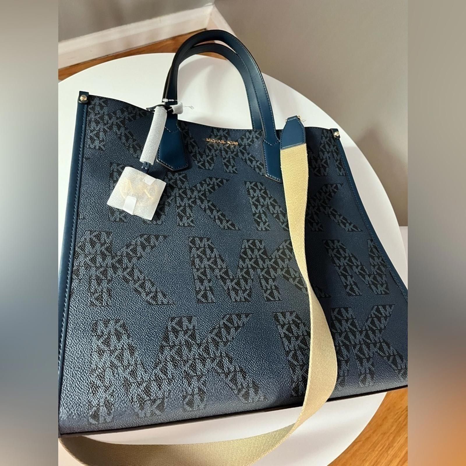 Michael Kors Michael Kors Admiral Blue Tote Bag With Crossbody Strap NWT Size ONE SIZE - 6 Thumbnail