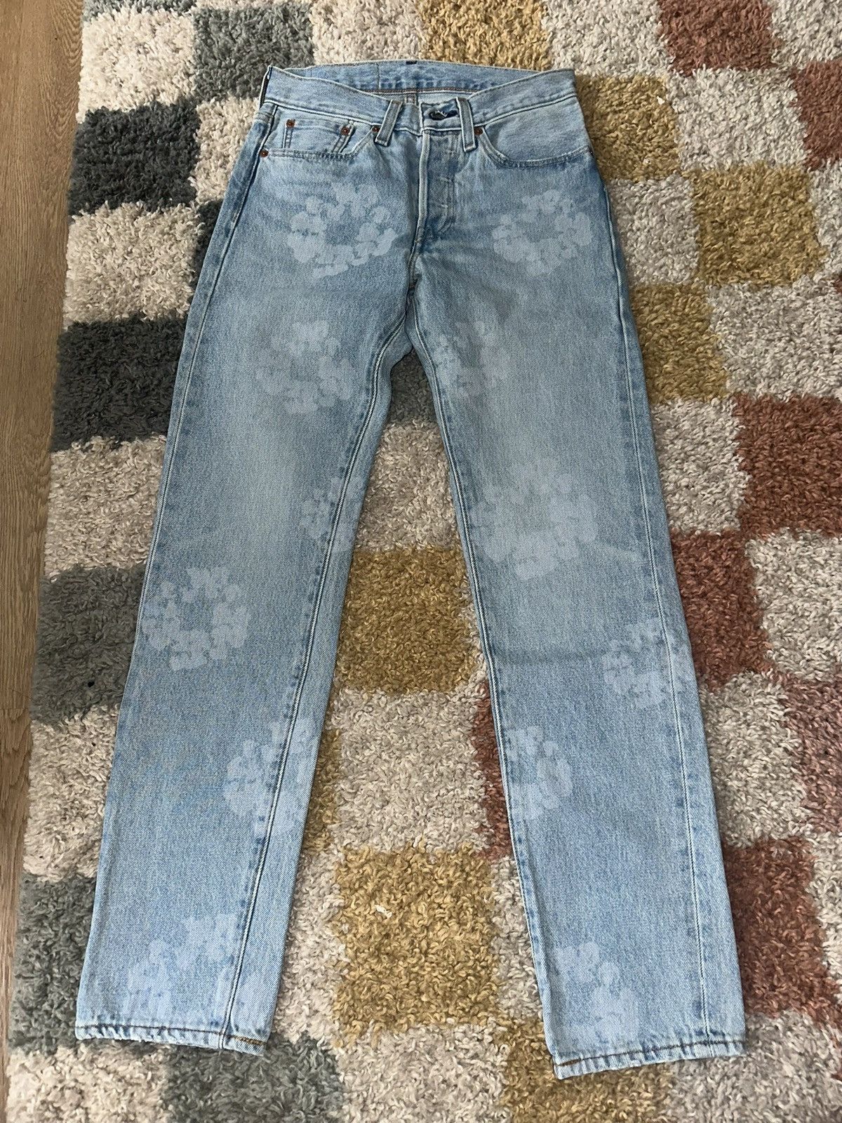 DENIM TEARS × Levi's Denim Tears Vintage Indigo Mono Wreath Levi’s Size US 27 - 1 Thumbnail