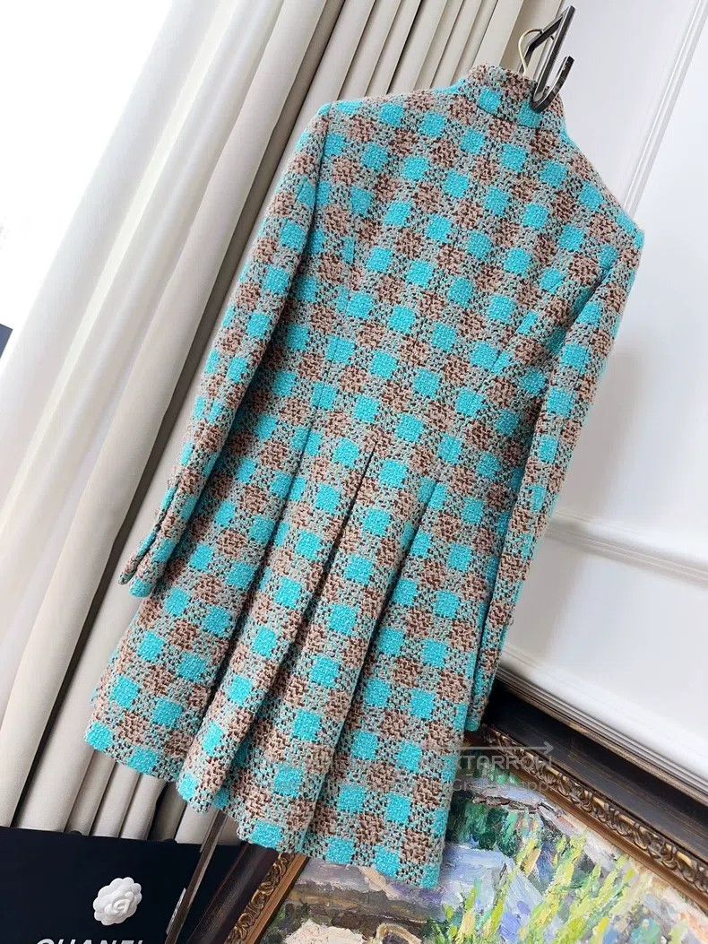 Chanel Chanel 22K show style retro lake blue gray plaid jacket dr Size XS / US 0-2 / IT 36-38 - 2 Thumbnail
