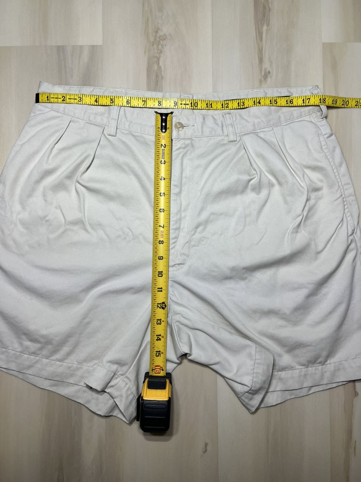 Polo Ralph Lauren Polo Ralph Lauren Chino Shorts Men’s Sz 36 Casual Pleated Size US 36 / EU 52 - 4 Thumbnail