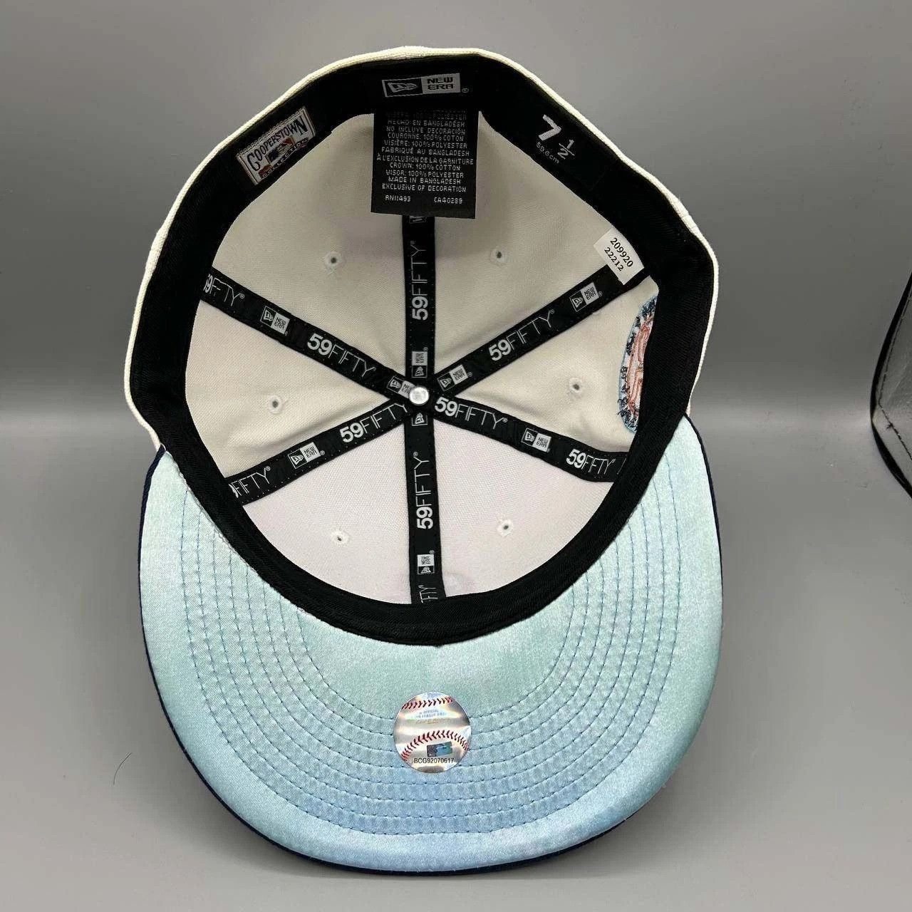 New Era Seattle Mariners Hat Men 7 1/2 White Blue MLB Fitted Cap Size ONE SIZE - 2 Thumbnail
