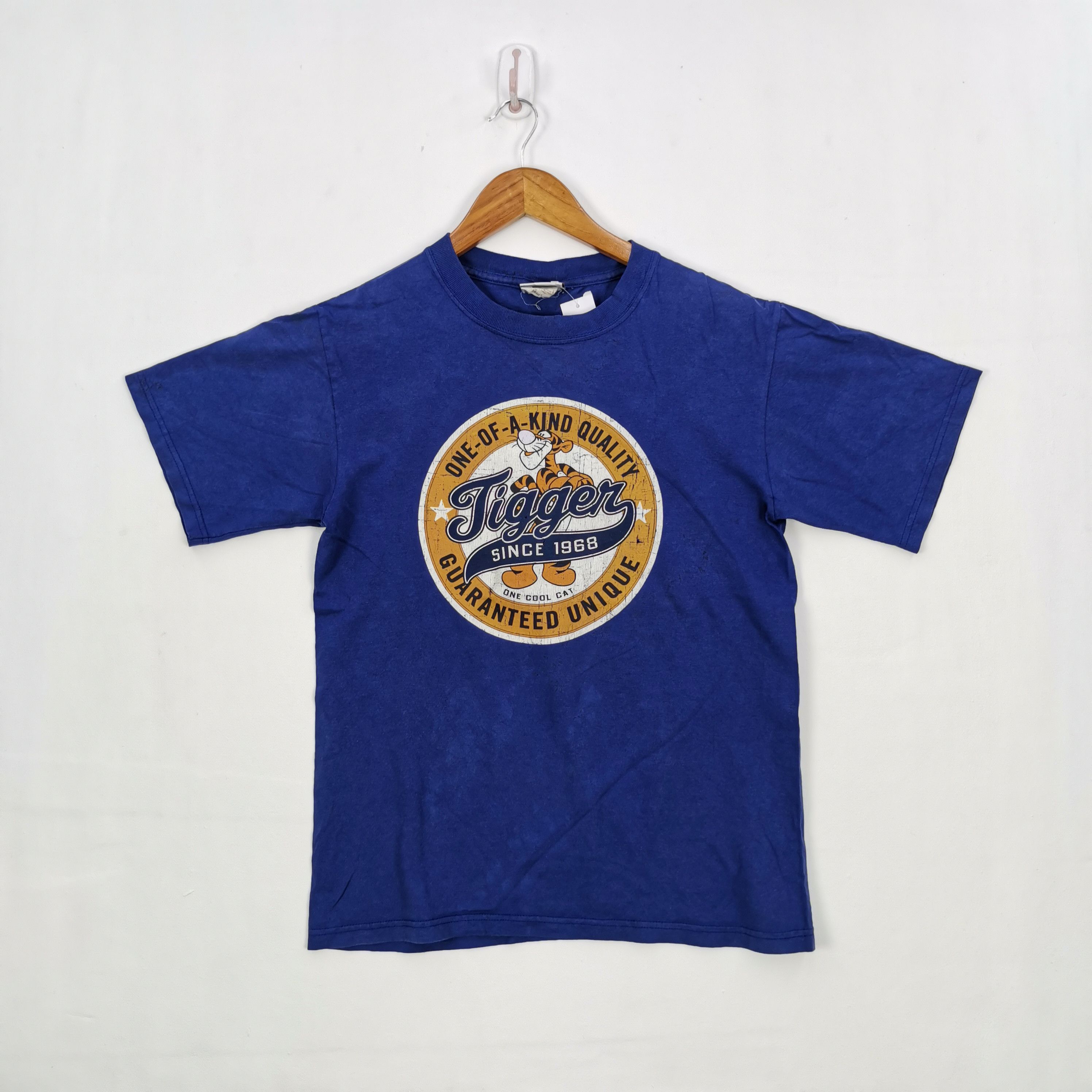 Vintage Y2K Disney Pooh the Tiger T-Shirt Cartoon Movie Tees
