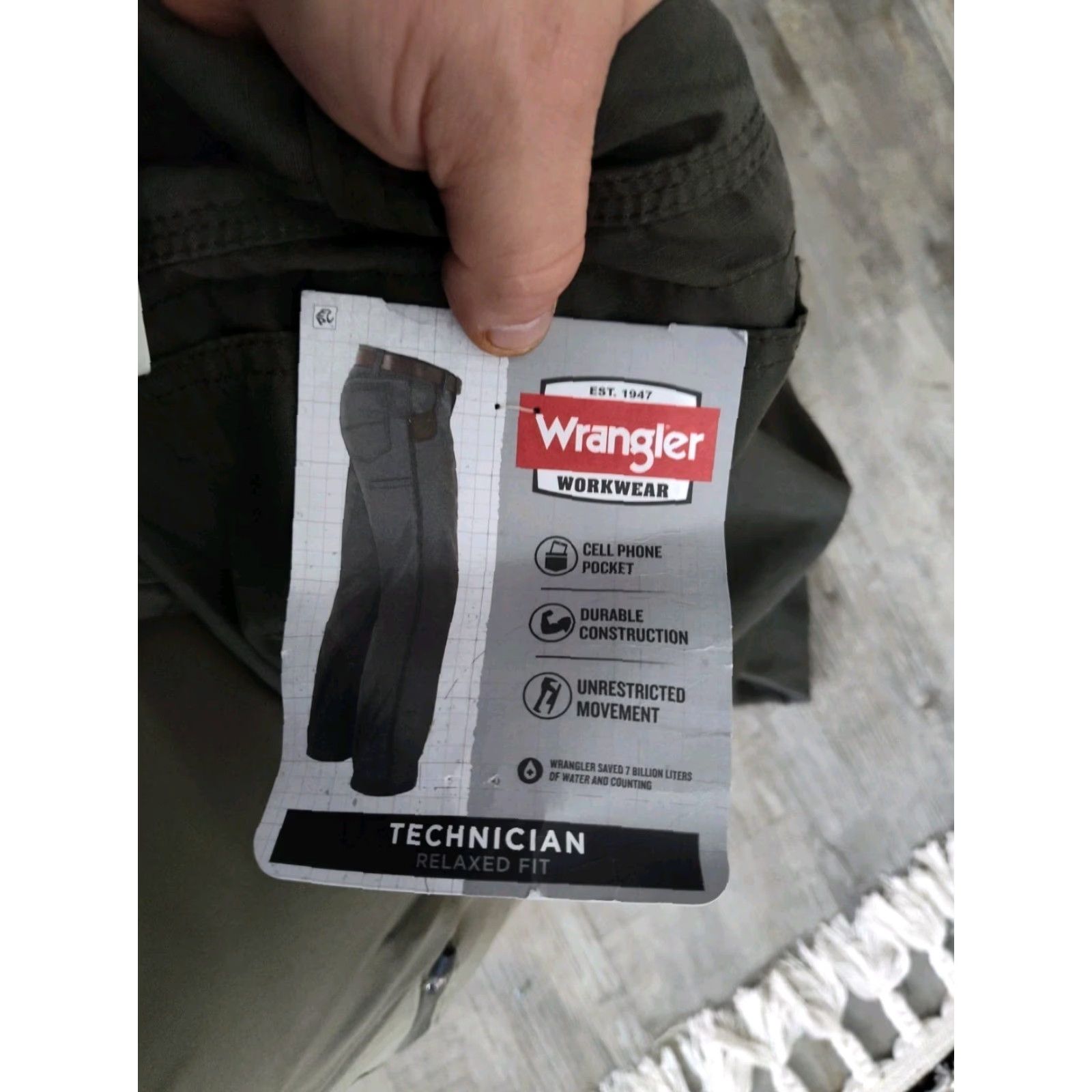 Wrangler Wrangler Technician Work Pants Mens Relaxed Fit Ripstop Olive Green 42x30 NWT Size US 42 / EU 58 - 7 Thumbnail
