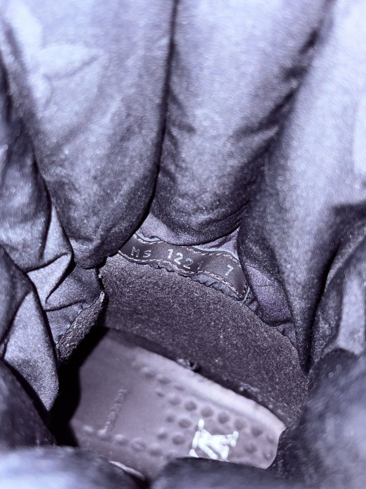 Louis Vuitton Louis Vuitton Puffer Boots Size US 7 / EU 40 - 18 Thumbnail