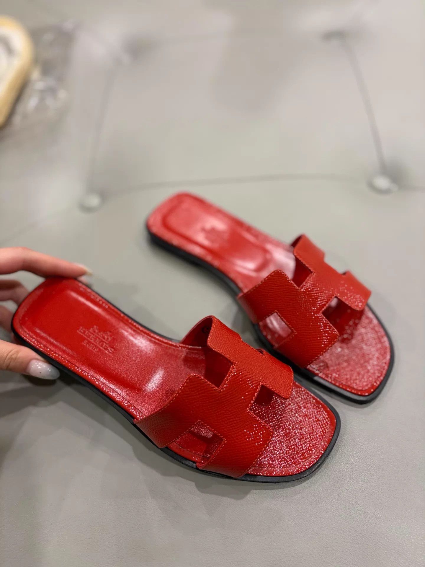 Hermes Women's Hermes Classic H Flat Sandal 99 New 36 Size US 5.5 / IT 35.5 - 1 Thumbnail