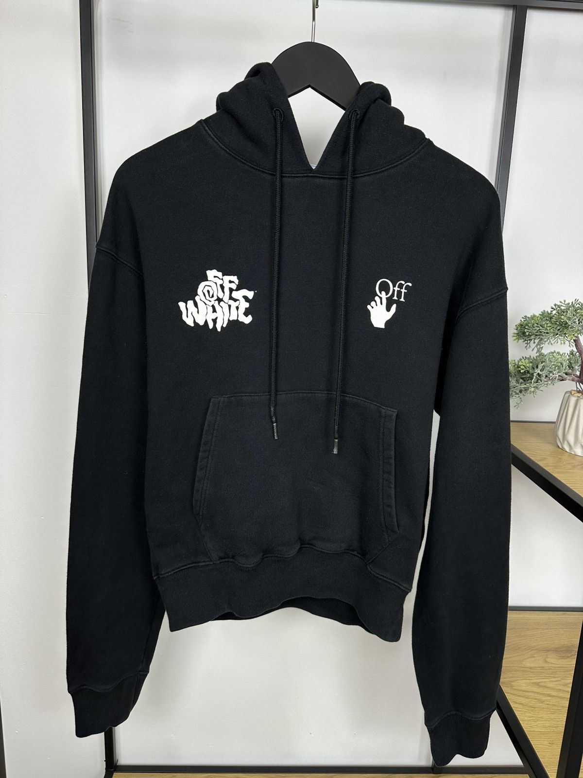 Off-White Off-White Red Tongue Out Over Hoodie Sweatshirt In Black XS Size US XS / EU 42 / 0 - 3 Thumbnail