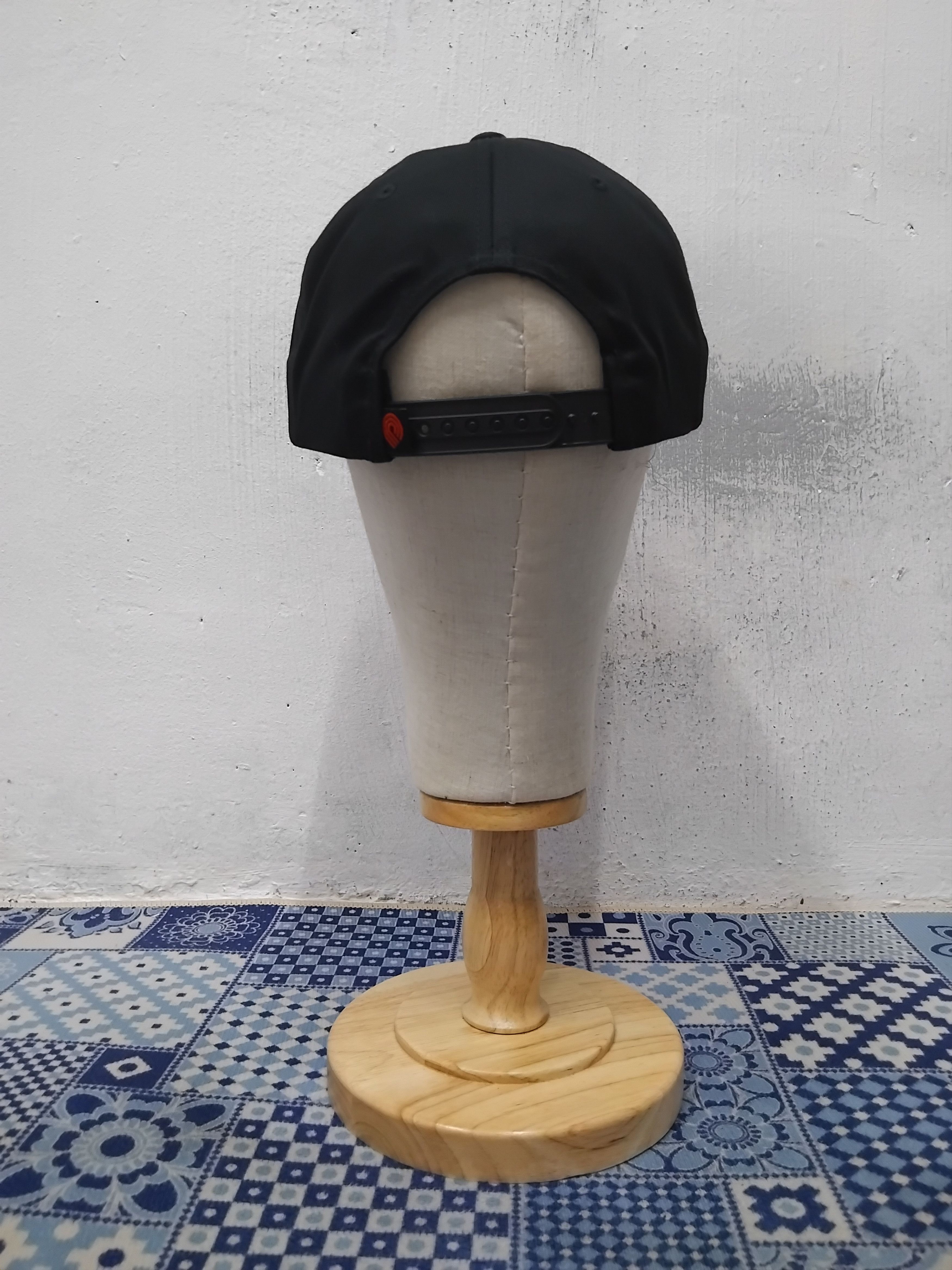 💥Powell Peralta Black colour skull winged cap