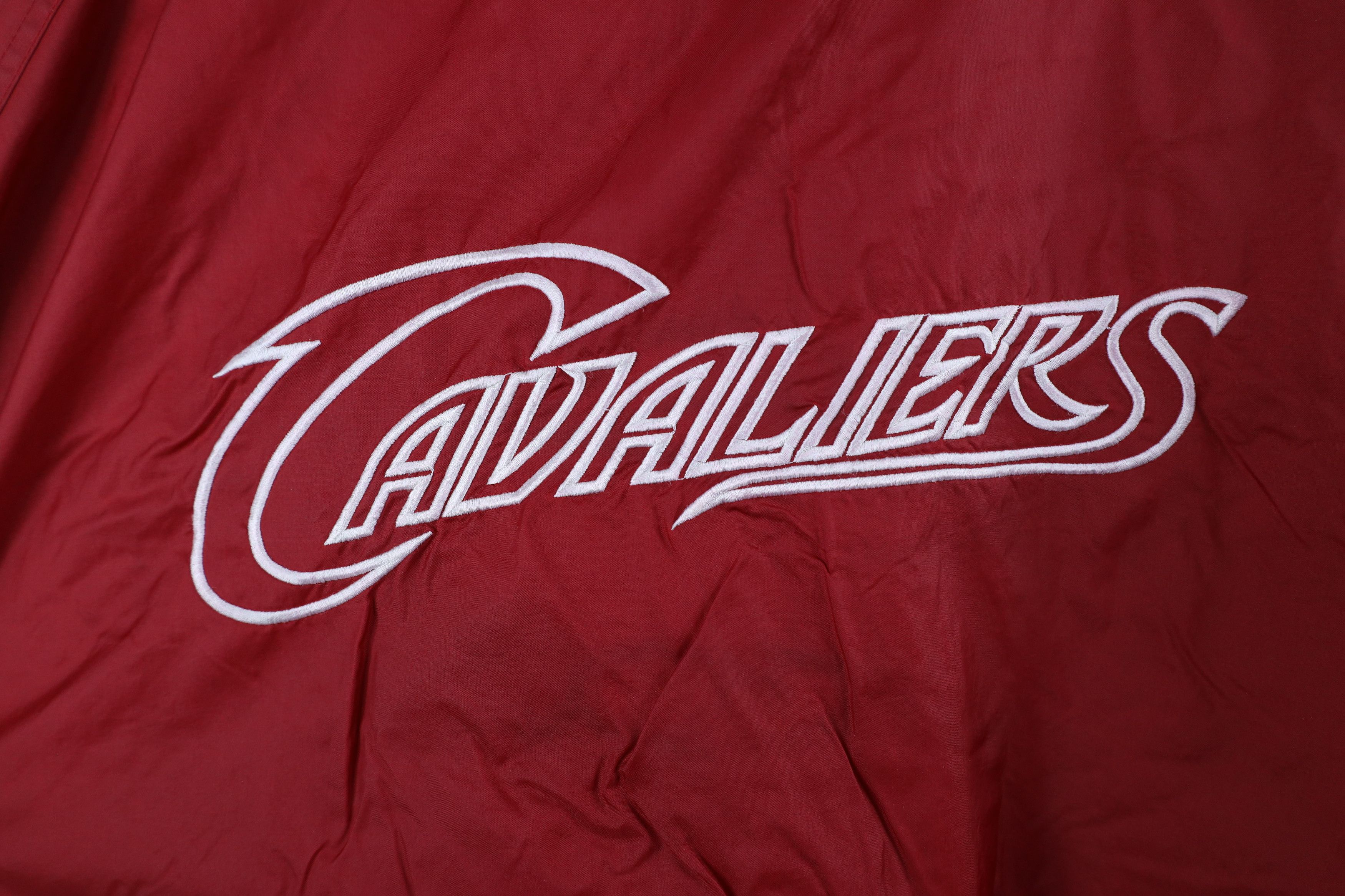 Vintage Vintage NBA Reversible Cleveland Cavaliers Bomber Jacket Size US XXL / EU 58 / 5 - 8 Thumbnail