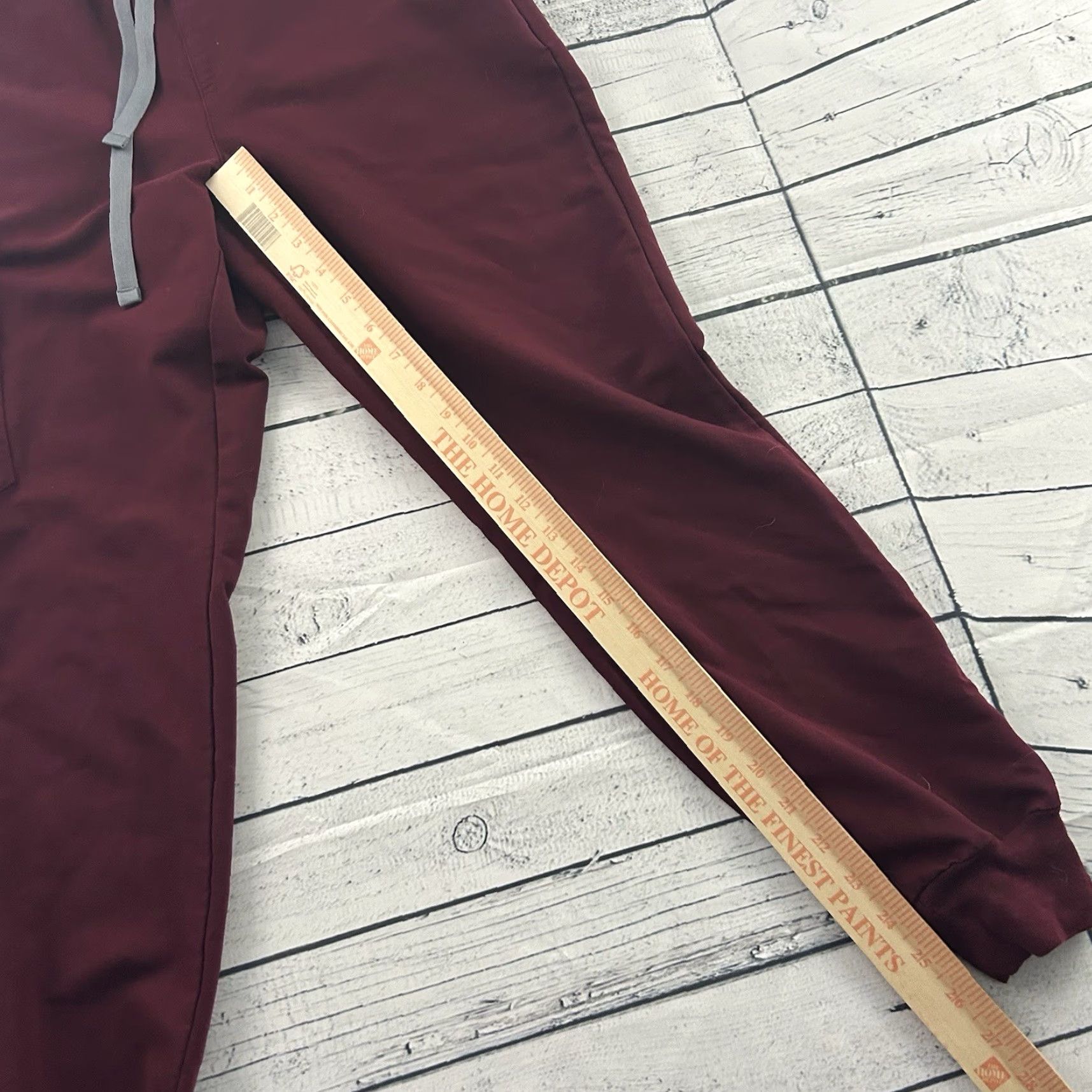 Vintage FIGS Technical Collection Zamora Jogger Scrub Pants Women S Red Maroon Jogger Pants Super Knit Scrubs Womens Subcategory: Pants Size 28" / US 6 / IT 42 - 2 Thumbnail