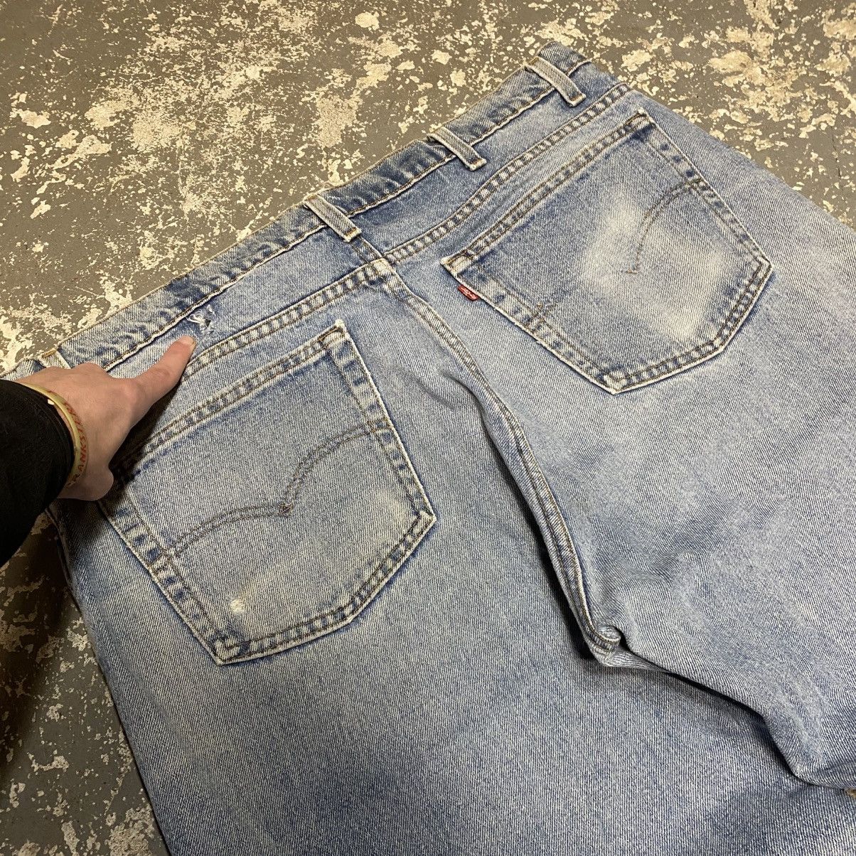 Levi's × Vintage Vintage Levi’s 550 Relaxed Fit Blue Denim Jeans USA 90s Size US 40 / EU 56 - 6 Thumbnail