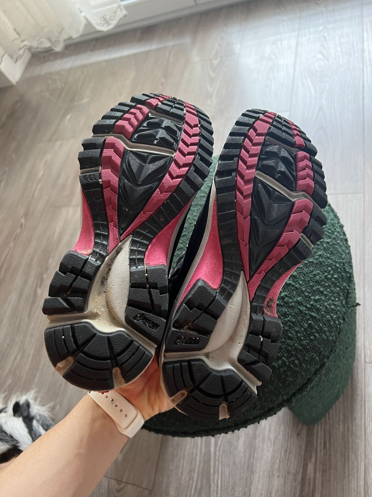 Asics × Goretex × Haglofs ‼️Haglofs x Asics Gel Observe Hi Q GT Wtprf Black/Pink Boots‼️ Size US 7 / IT 37 - 19 Thumbnail