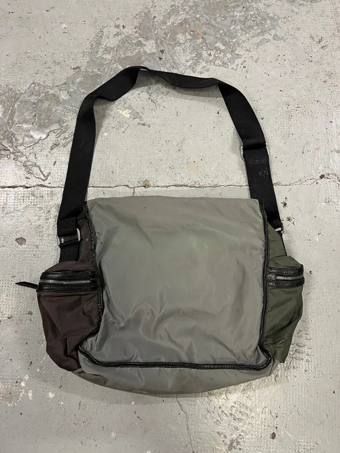 Dolce & Gabbana 2000s Dolce & Gabbana Nylon Shoulder Utility Bag Size ONE SIZE - 6 Thumbnail