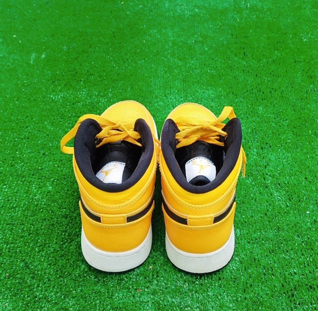 Jordan Brand Shoes Air Jordan 1 Mid Size US 8.5 / IT 38.5 - 5 Thumbnail