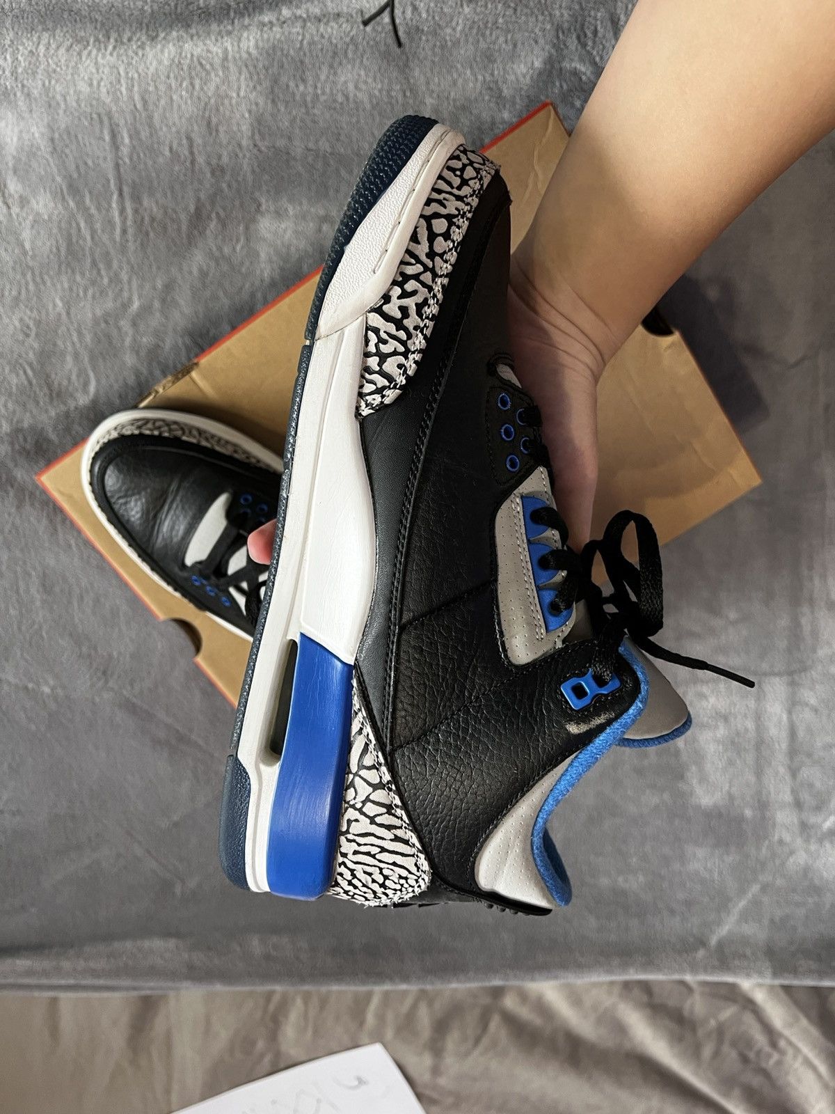 Jordan Brand × Nike Air Jordan 3 - Sport Blue / Blue Cement. Size US8.5/EU42 Size US 8.5 / EU 41-42 - 5 Thumbnail
