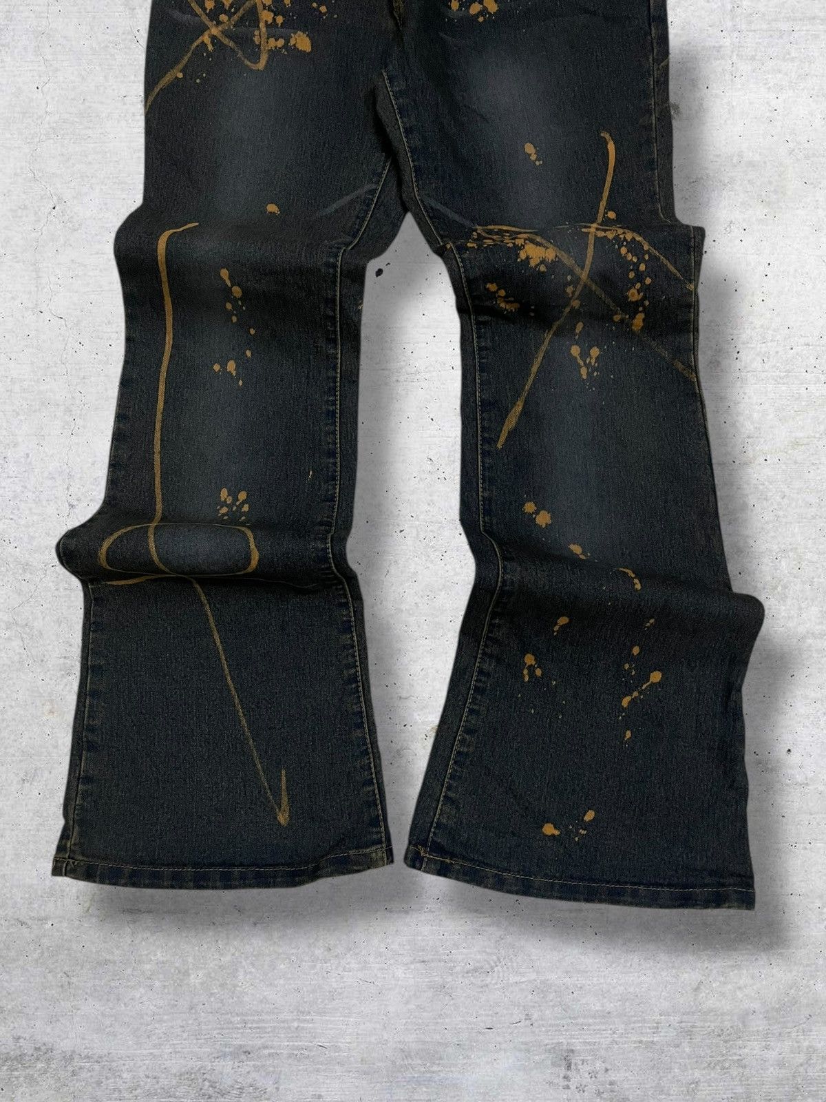 Tornado Mart VINTAGE HAPHAZARD JAPAN OG 90S DESIGNER BLEACH SPLASH FLARED Size US 28 / EU 44 - 3 Thumbnail
