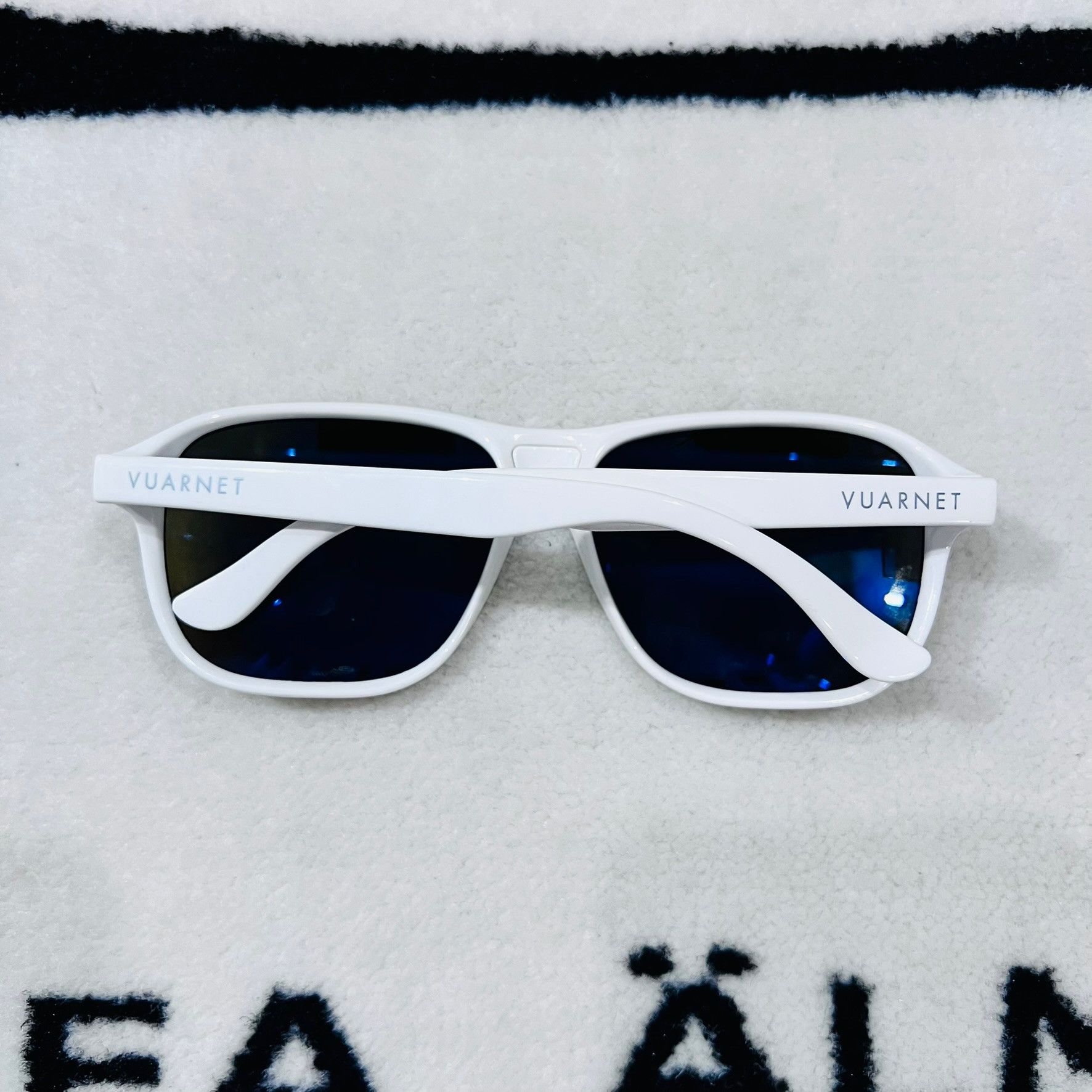 Vuarnet Vuarnet Skilynx Lens White Frame Gradient Gold Sunglasses Size ONE SIZE - 8 Thumbnail