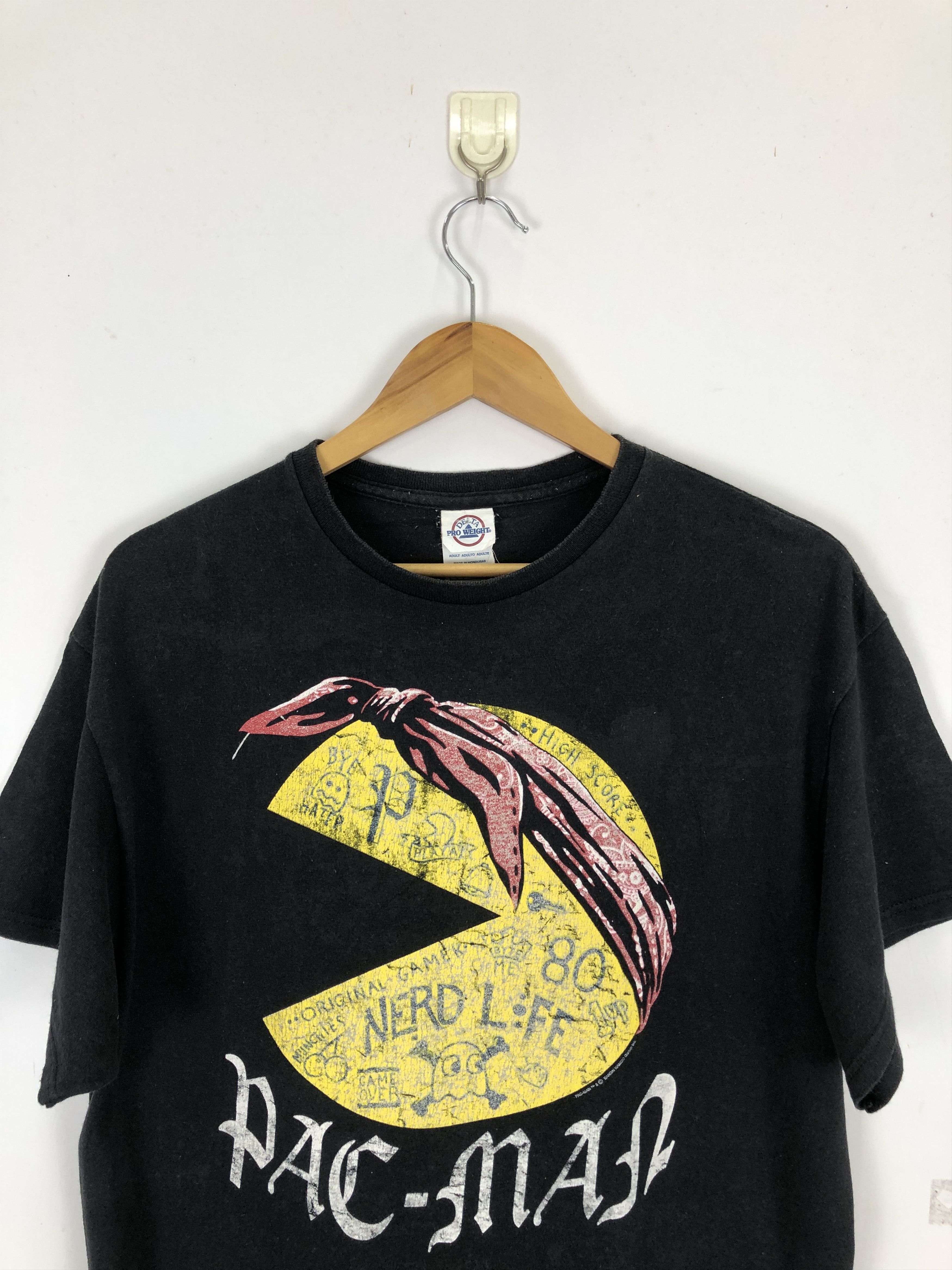 Rap Tees Vintage Tupac Shakur Pac-Man Rap Tees T-Shirt TA0491 Size US L / EU 52-54 / 3 - 2 Thumbnail