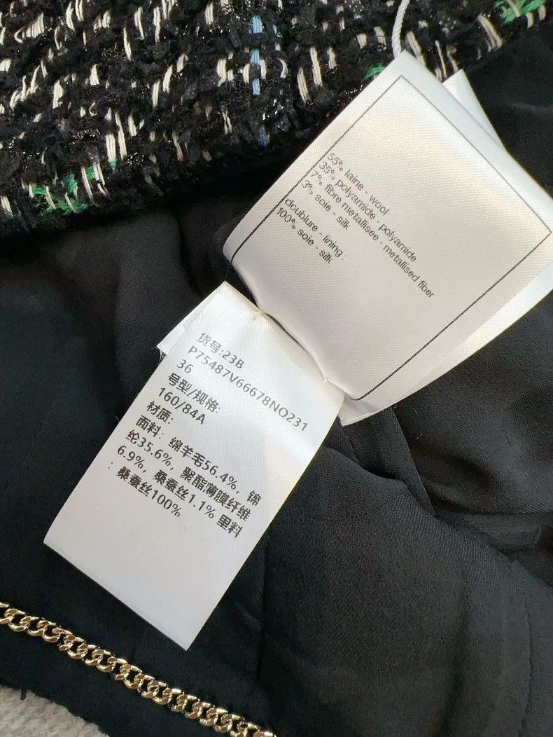 Chanel Chanel 23b black round-neck four-pocket jacket Size XS / US 0-2 / IT 36-38 - 8 Thumbnail