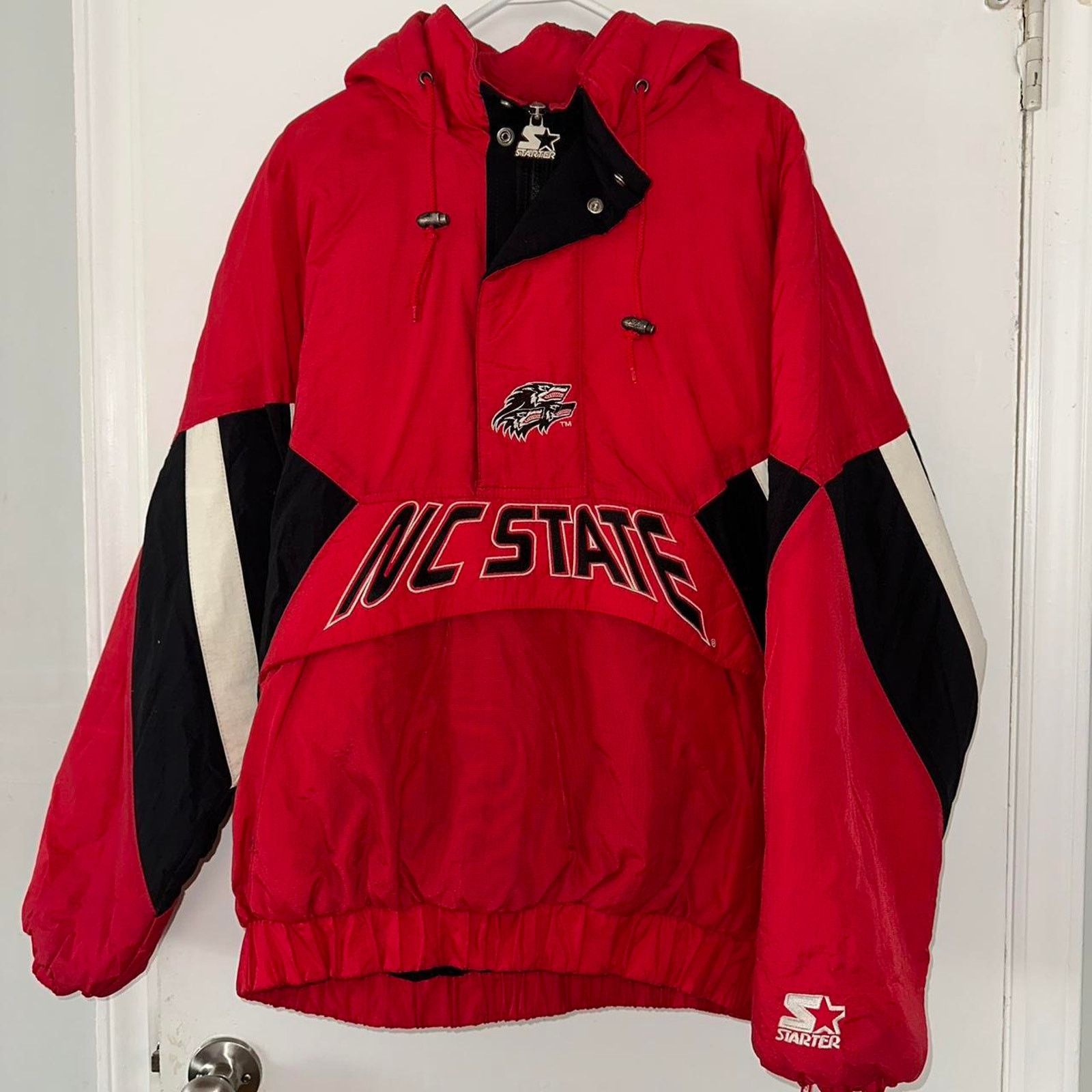 Starter × Vintage RARE Vintage NC State Wolfpack Starter Jacket size L Size US L / EU 52-54 / 3 - 1 Thumbnail