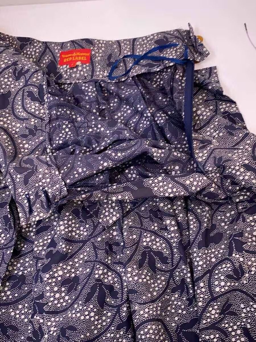 Vivienne Westwood Pleated Floral Skirt Size 27" / US 4 / IT 40 - 3 Thumbnail