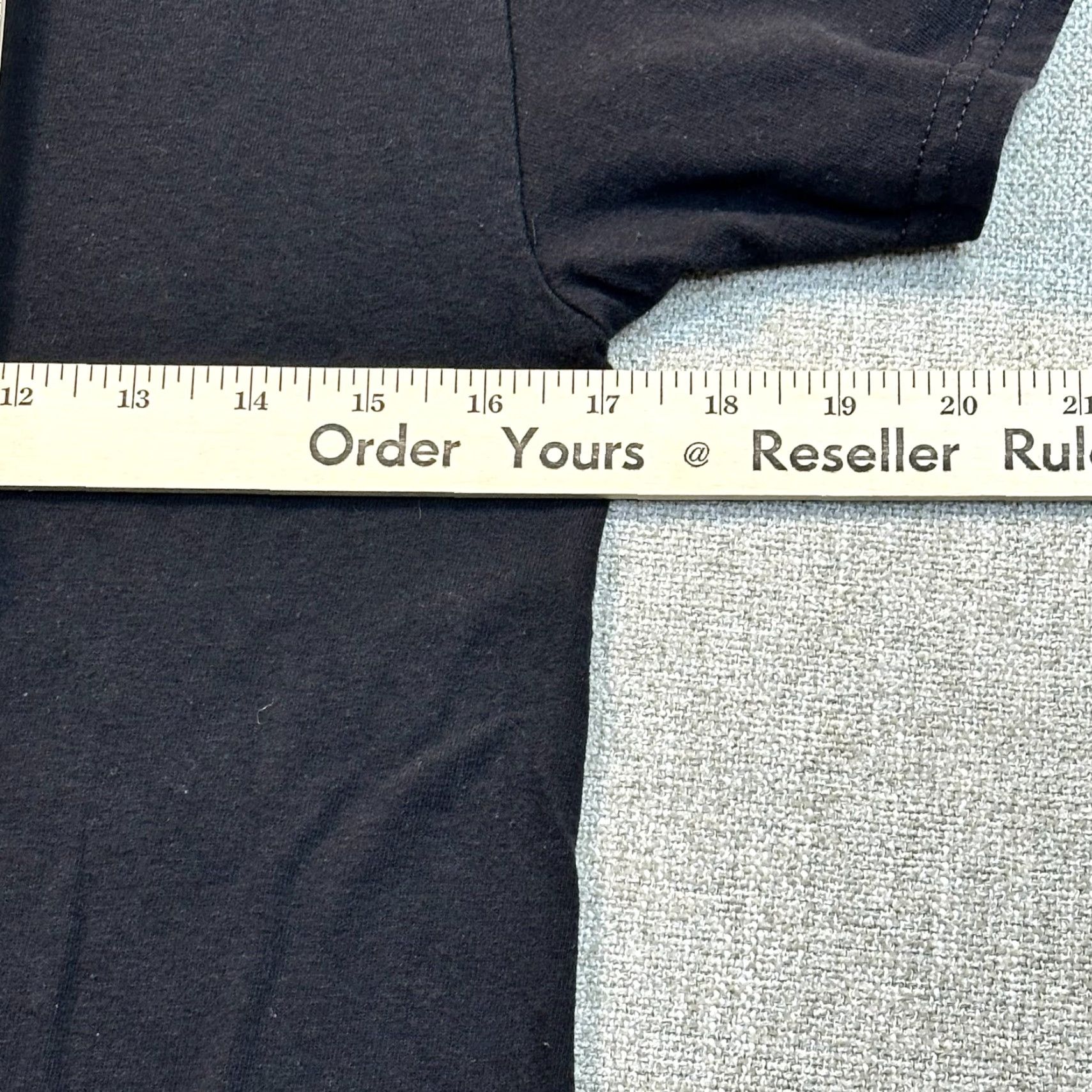 Vintage Kobe Bryant Mens Small Black Mamba Lakers Player Tee Memorial Tee Shirt Size US S / EU 44-46 / 1 - 6 Thumbnail