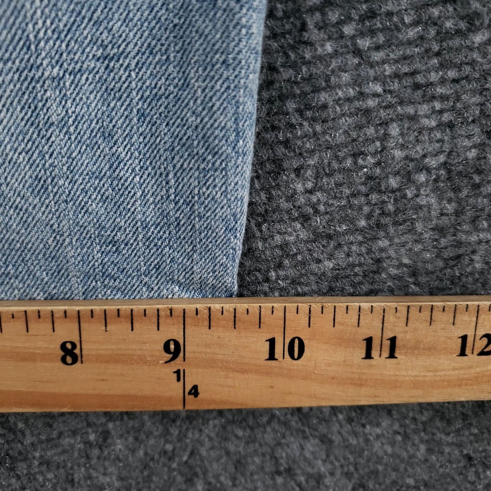 Levi's Levi's Jeans Bermuda Shorts Womens 8 Blue Distressed Light Wash Denim 5-Pocket Regular Rise High 14in Inseam XS? Size 30" / US 8 / IT 44 - 5 Thumbnail