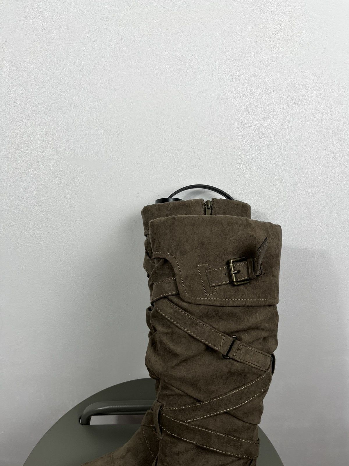 Other Women Knee High Buckle Boots Faux Suede Warm Lined EU 38 Size US 7 / IT 37 - 9 Thumbnail