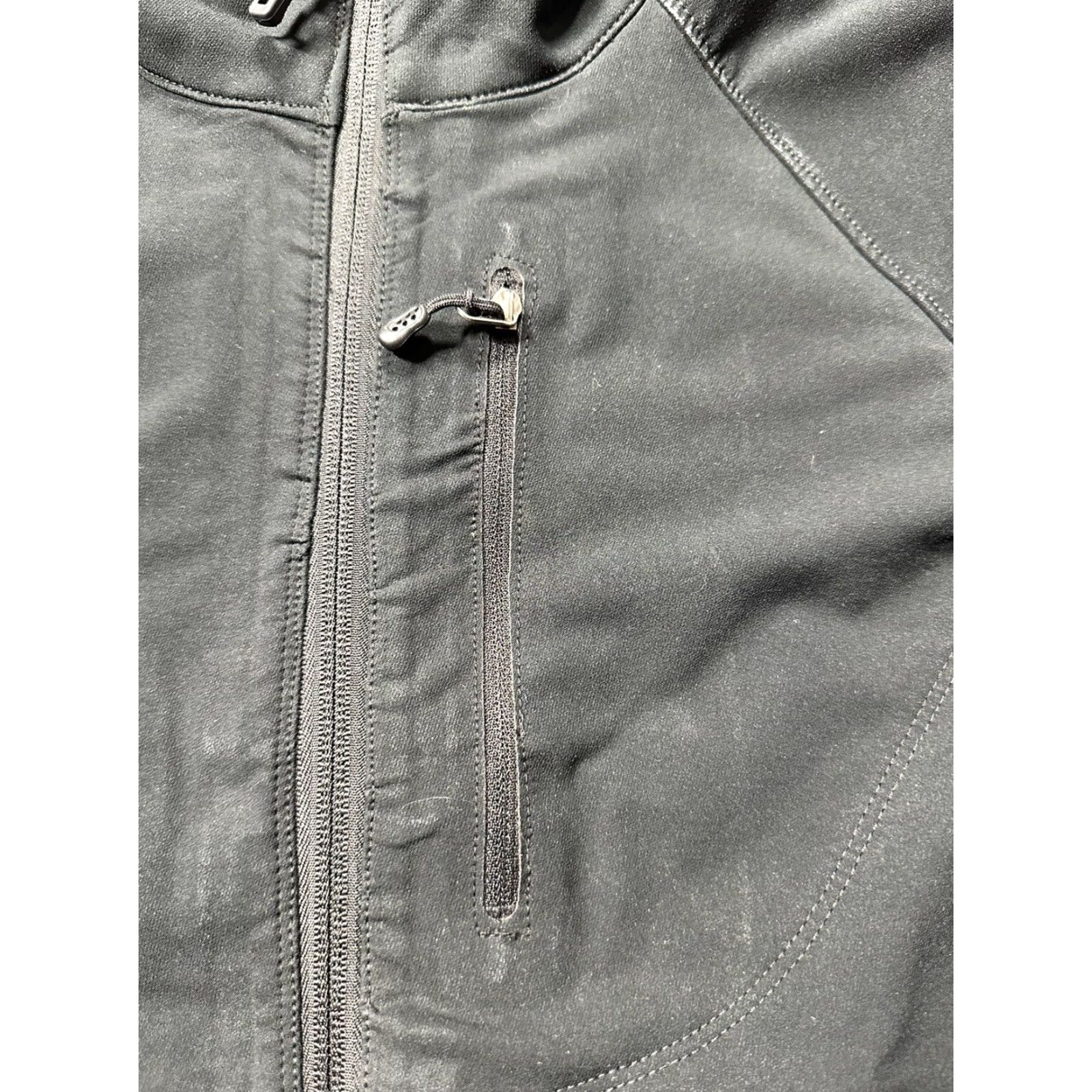 Patagonia VINTAGE Patagonia Jacket Women’s S Black Nylon Polyester Logo Pockets Outdoors Velvety? Size S / US 4 / IT 40 - 7 Thumbnail