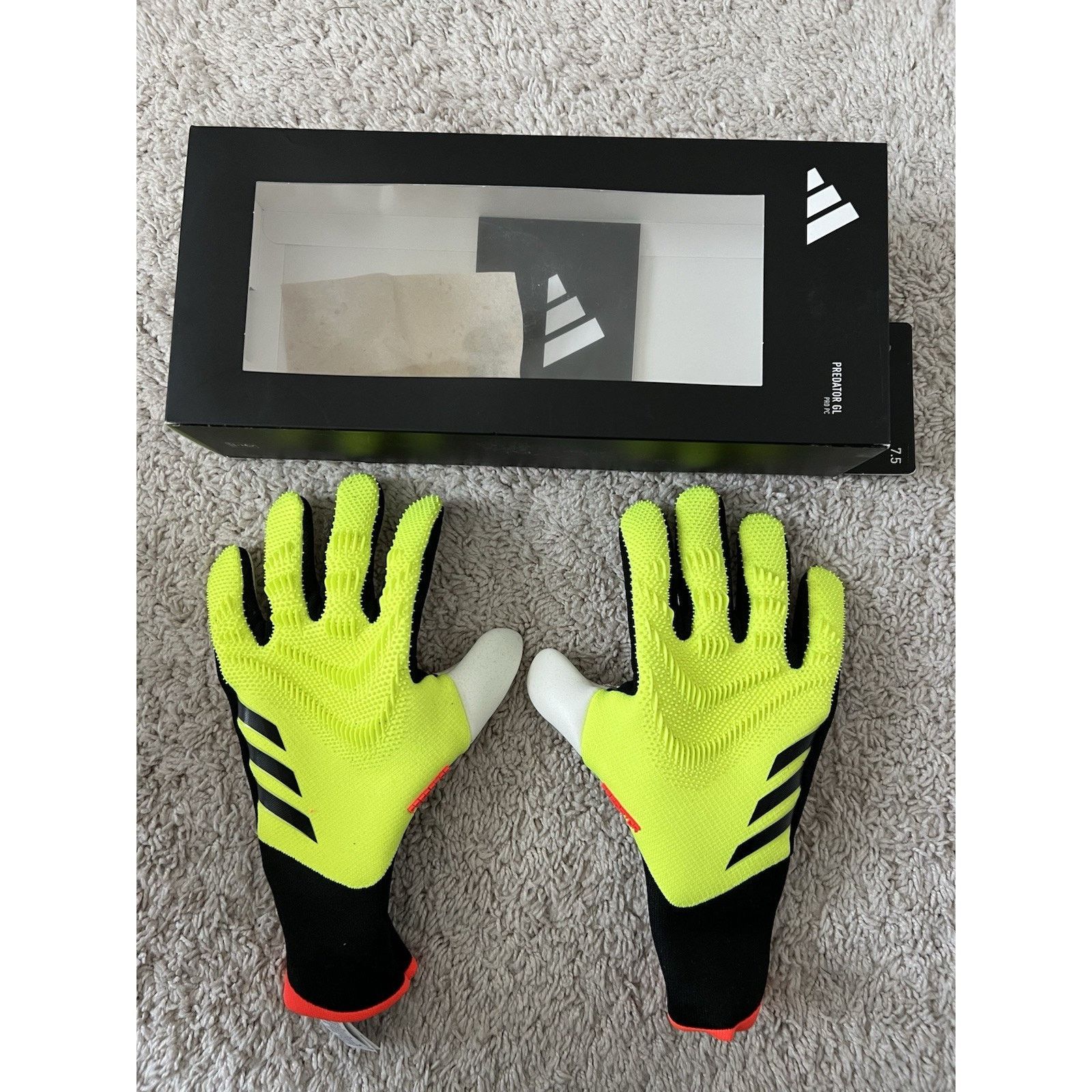 Adidas adidas PREDATOR PRO GL P GOALKEEPER Gloves Solar Yellow Size ONE SIZE - 1 Thumbnail