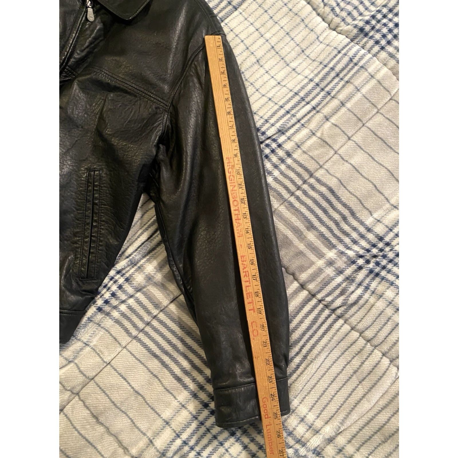 Roundtree & Yorke VINTAGE Roundtree & Yorke Lamb Skin Leather Bomber Jacket Black Men’s Size Large Size US L / EU 52-54 / 3 - 4 Thumbnail