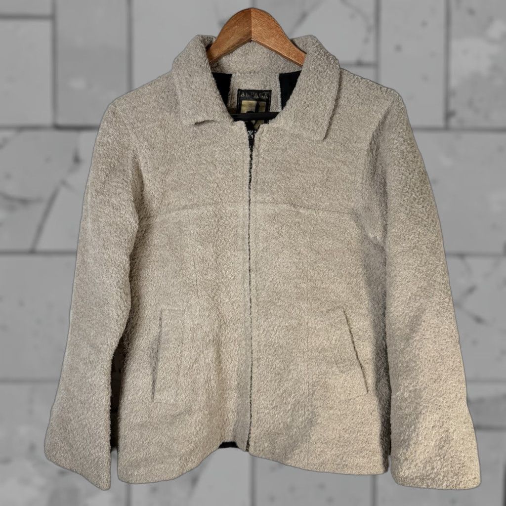 Vintage VINTAGE Artesania Minka Jacket Womens M Full Zip 100% Alpaca Beige Size M / US 6-8 / IT 42-44 - 1 Thumbnail