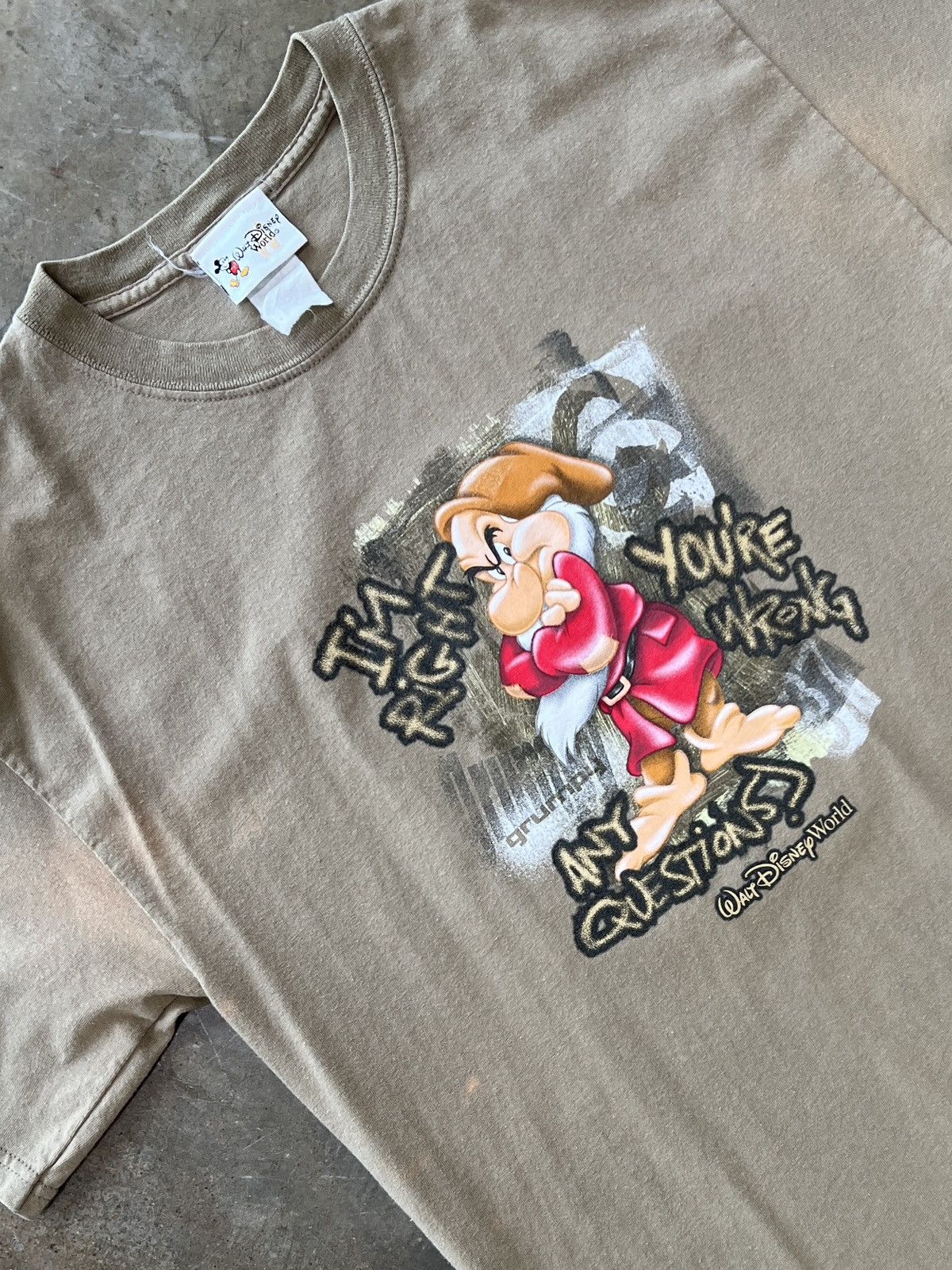 Disney × Vintage Vintage Y2K Snow White Grumpy Disney Tee Large Size US L / EU 52-54 / 3 - 1 Thumbnail