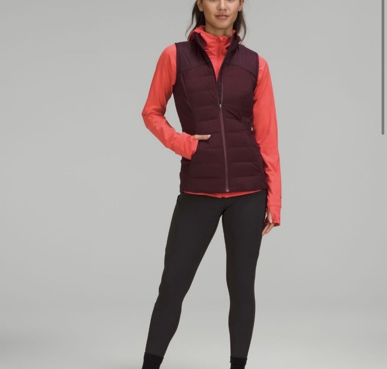 Lululemon Lululemon down for it all vest NWT in cassis size 4 avail Size S / US 4 / IT 40 - 1 Thumbnail