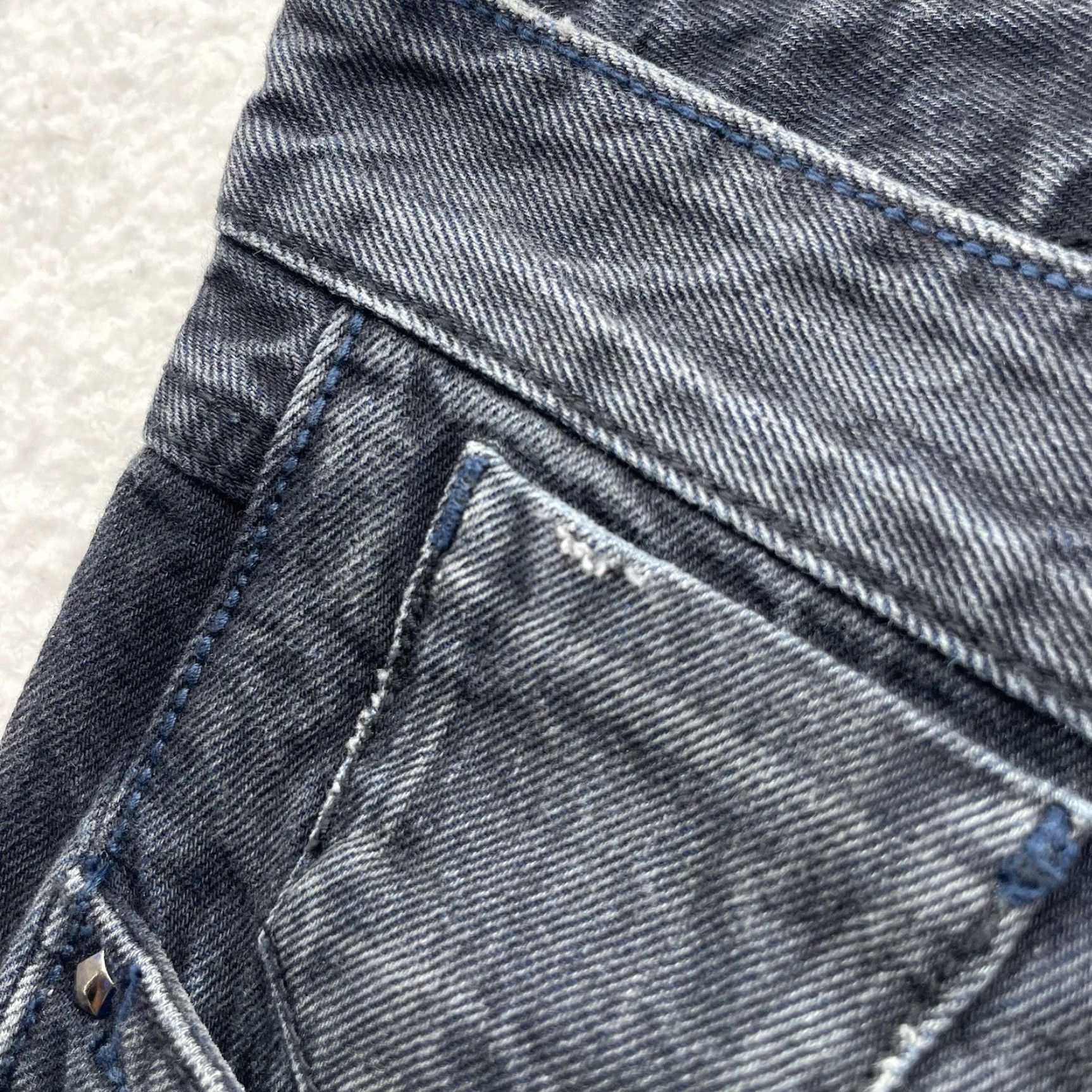 Robert Graham Robert Graham Jeans Mens 39x34 Dark Gray Straight Leg Designer Casual Jeans Size US 39 - 5 Thumbnail