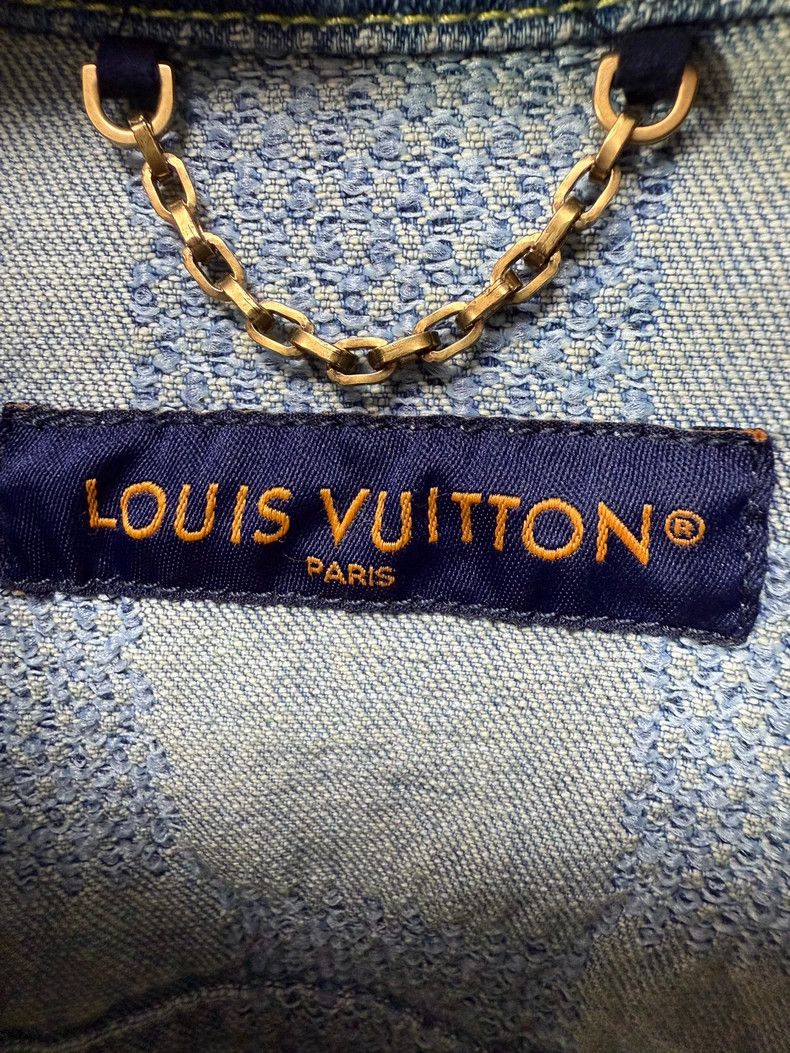 Louis Vuitton Louis Vuitton Denim short sleeve shirt Size US L / EU 52-54 / 3 - 3 Thumbnail