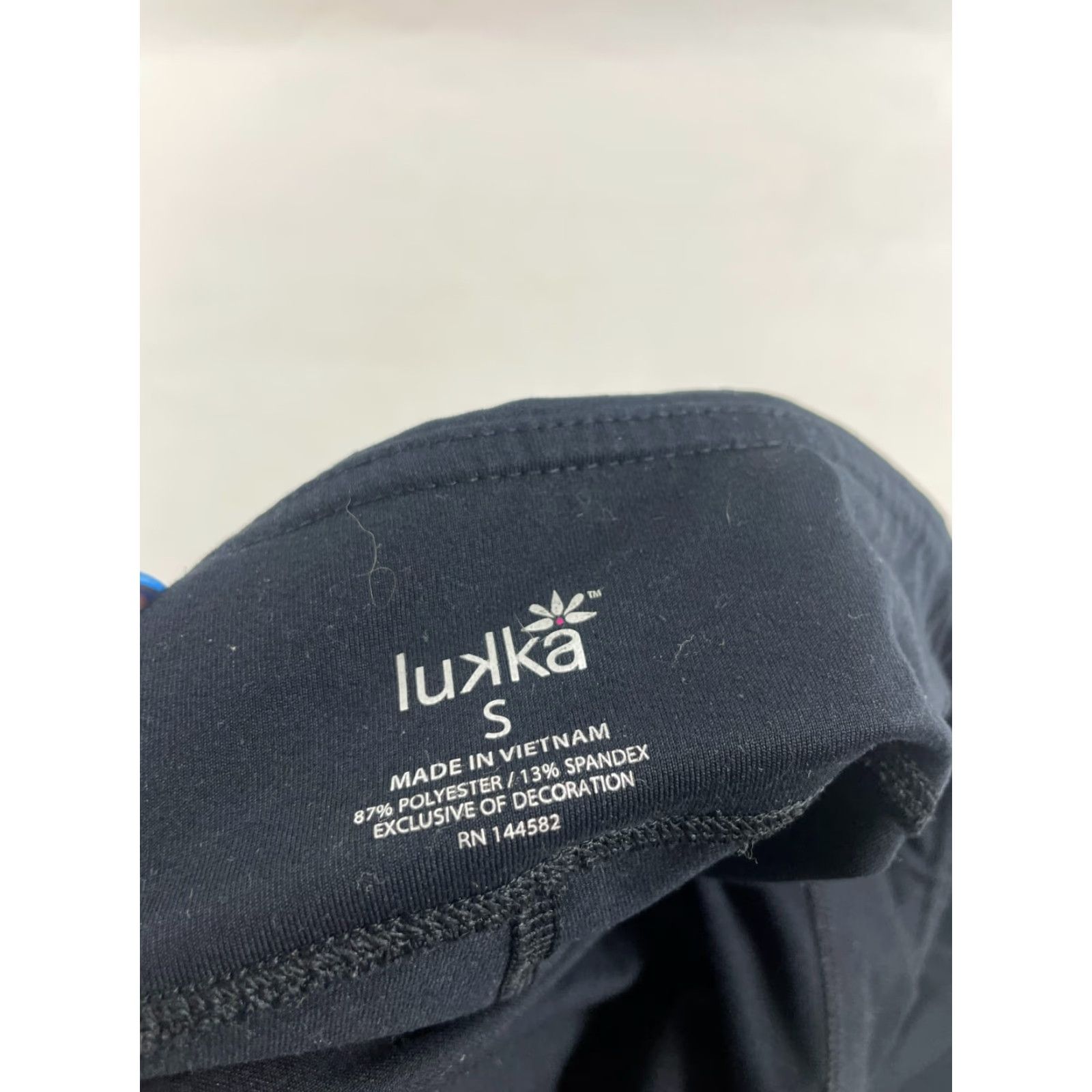 Vintage Lukka Pants Women's Size Small Black Pull On Activewear Capri Leggings Stretch Size 28" / US 6 / IT 42 - 7 Thumbnail