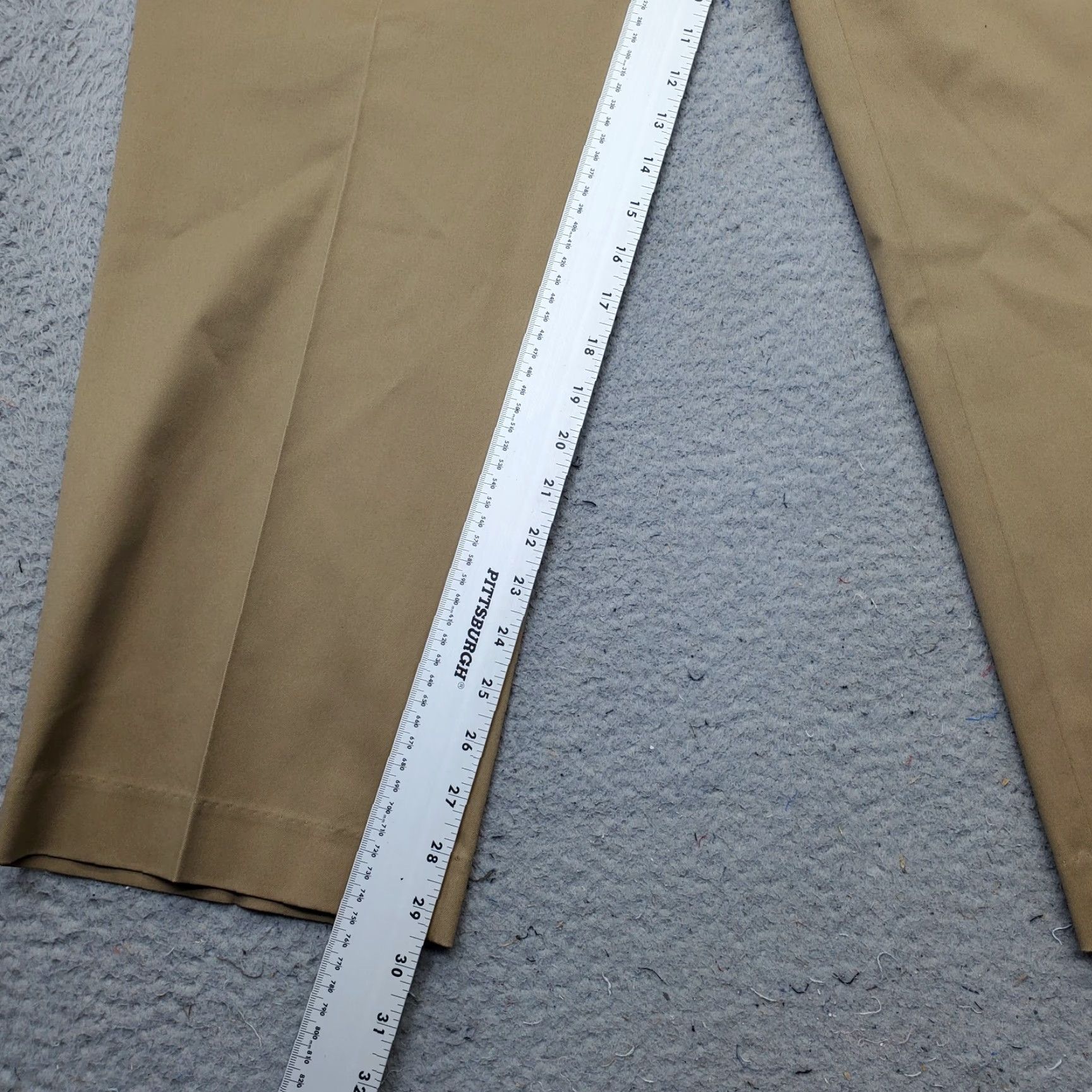 Dockers DOCKERS Mens Khaki Pants Tan 48 Regular Straight Pleated Pockets Slah Pocket Casual Business Formal Size 48 Mens Size US 32 / EU 48 - 4 Thumbnail