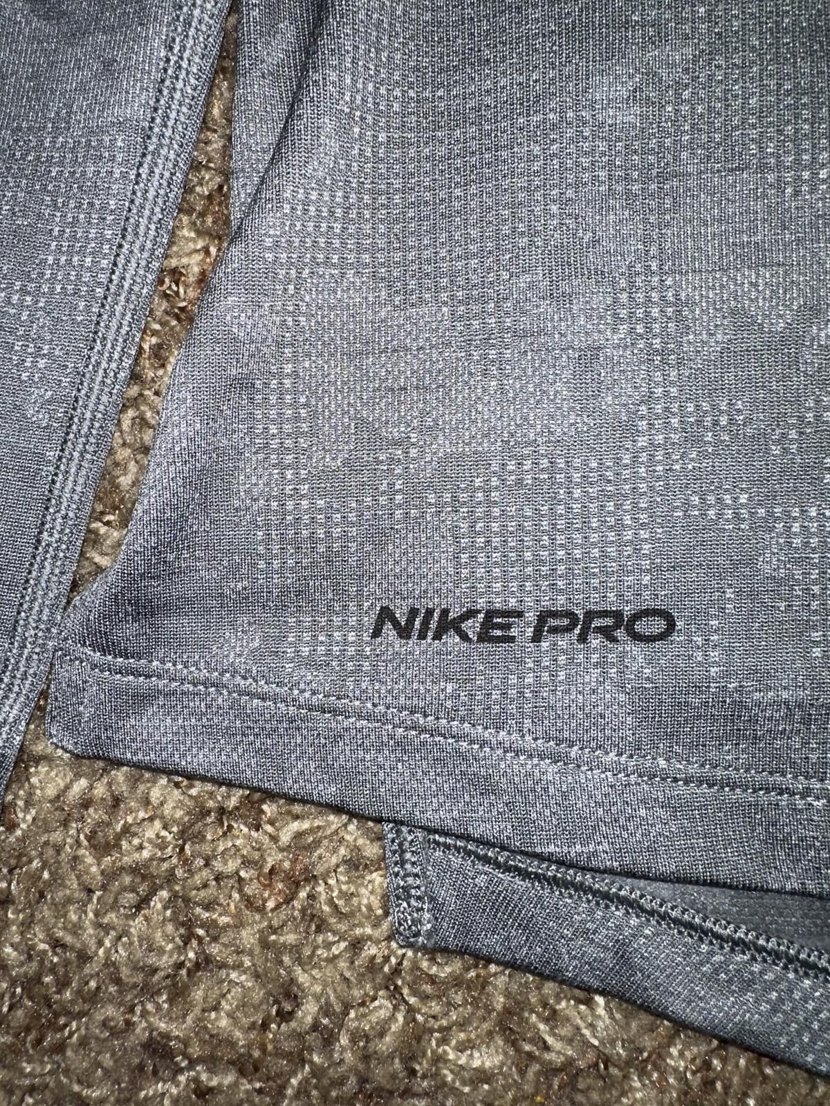 Nike Nike Pro Men’s Warm Utility Long Sleeve Training Top Size US M / EU 48-50 / 2 - 4 Thumbnail