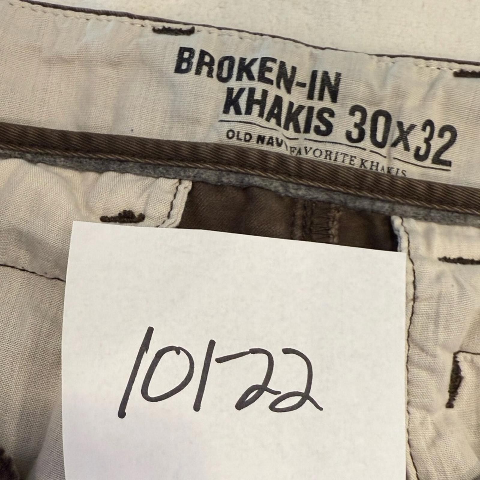 Old Navy Old navy broken In Kahakis brown chino straight leg 30"x32" Size US 30 / EU 46 - 11 Thumbnail