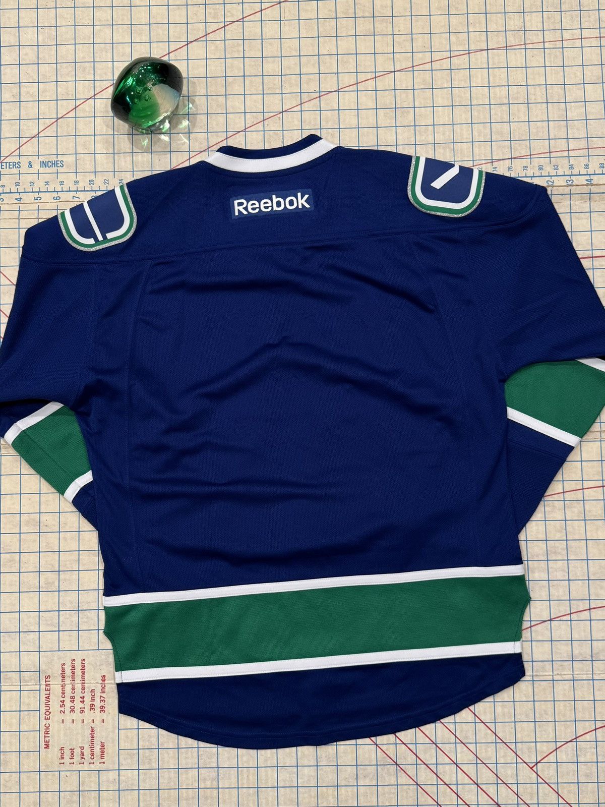 Reebok Reebok Vancouver Canucks Jersey 2015 Blue Mens Size XS Orca Size US XS / EU 42 / 0 - 12 Thumbnail