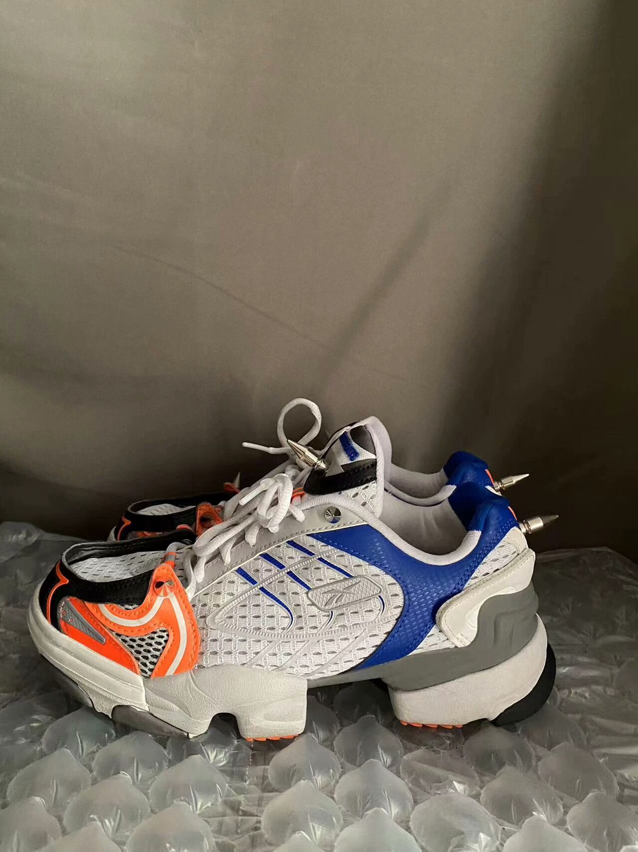 Vetements vetements reebok runway rare sneakers size 39 Size US 10.5 / EU 43-44 - 1 Thumbnail